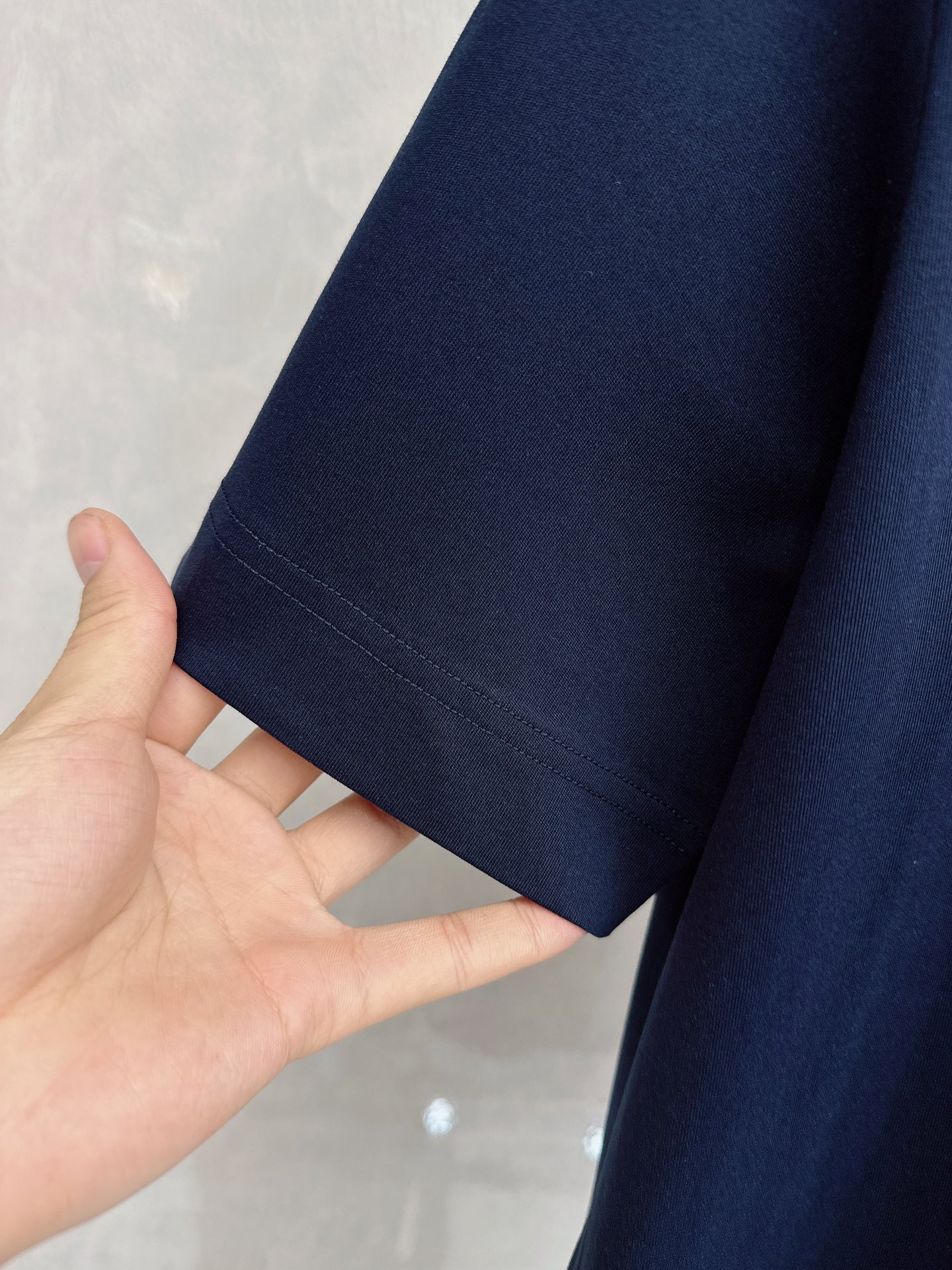 杰尼亚 2026顶级品质logo刺绣圆领棉质短袖T恤，原版定织顶级220g纯棉平纹针织面料，手感如丝绸般