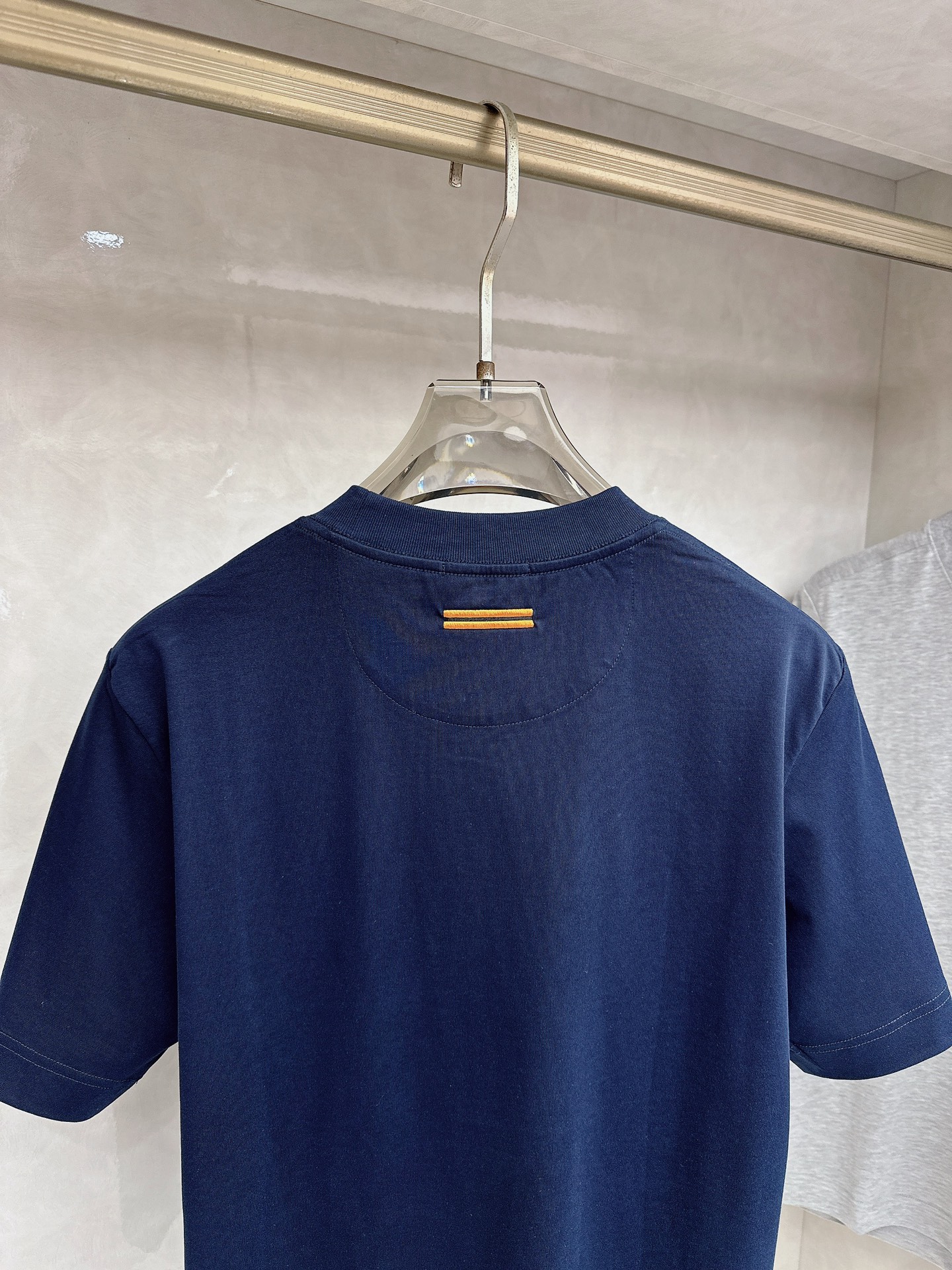 杰尼亚 2026顶级品质logo刺绣圆领棉质短袖T恤，原版定织顶级220g纯棉平纹针织面料，手感如丝绸般