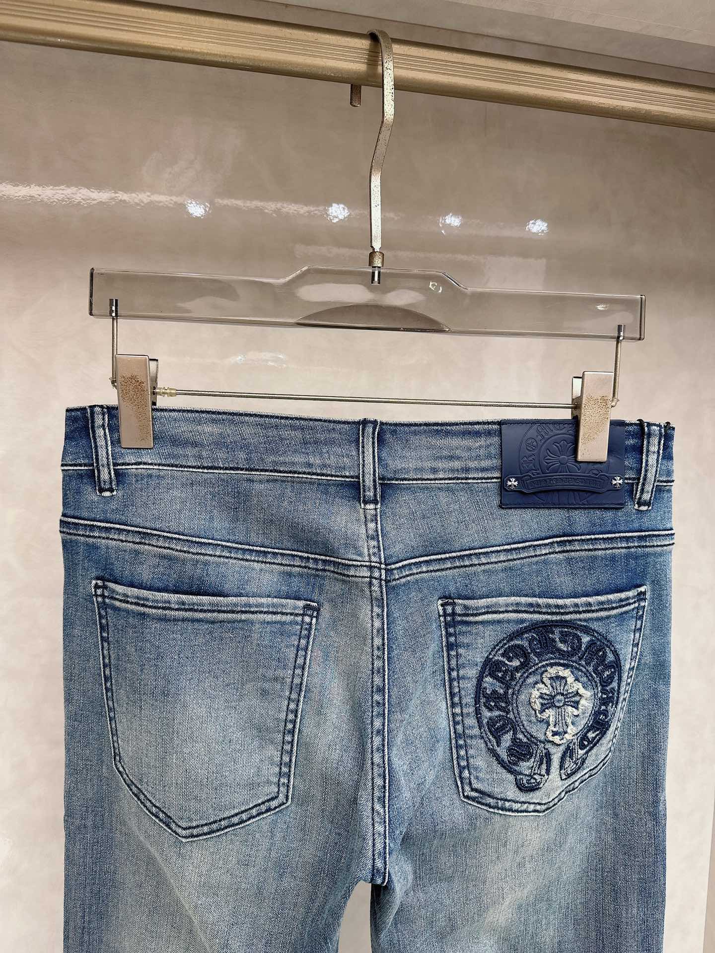 克罗心 2026春夏最新推出男士休闲牛仔裤新品！重工水洗牛仔裤！定制面料和一般牛仔布料比起来，更加柔软舒