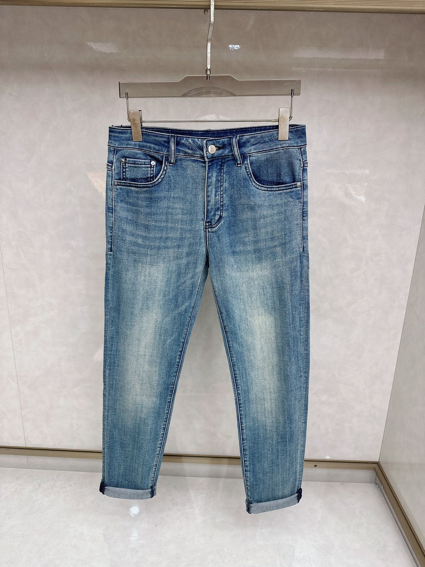 克罗心 2026春夏最新推出男士休闲牛仔裤新品！重工水洗牛仔裤！定制面料和一般牛仔布料比起来，更加柔软舒