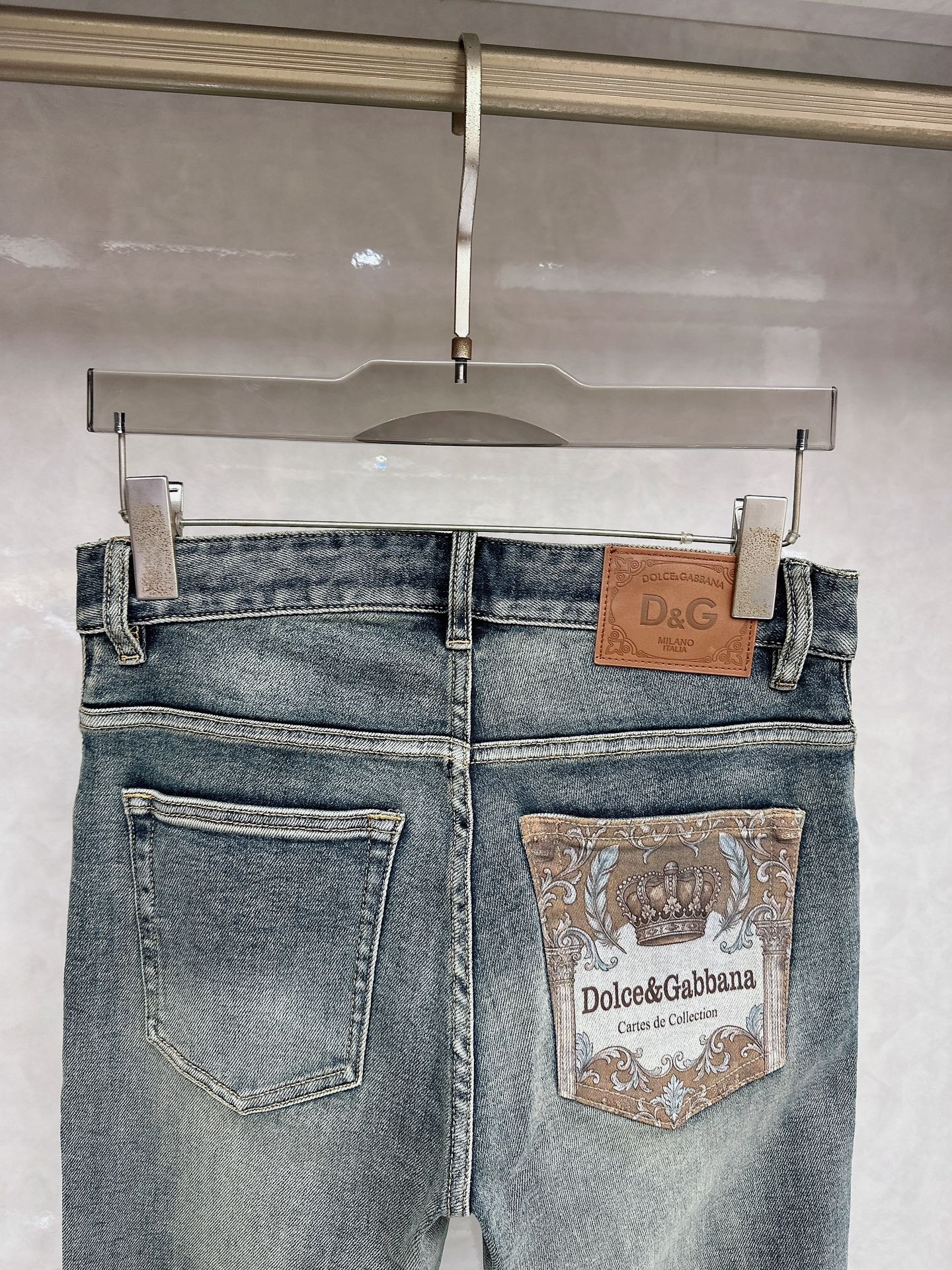 DG 春夏🔥🔥新款现货上市，原单爆款牛仔裤👖超级定制款，原版五金，超级重工工艺，版型超赞👍细节做工无可挑