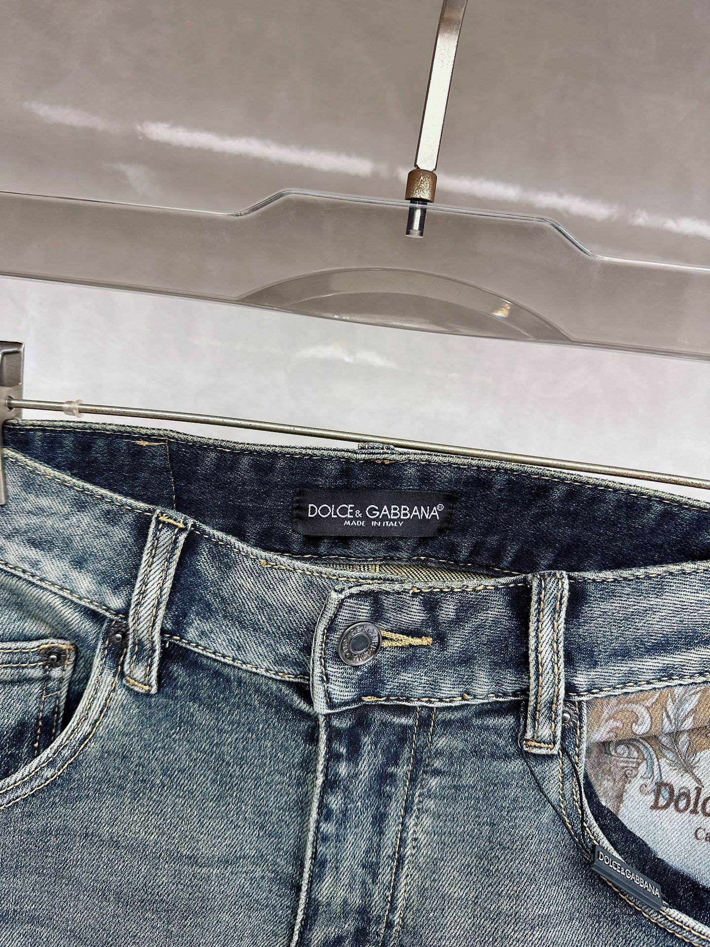 DG 春夏🔥🔥新款现货上市，原单爆款牛仔裤👖超级定制款，原版五金，超级重工工艺，版型超赞👍细节做工无可挑