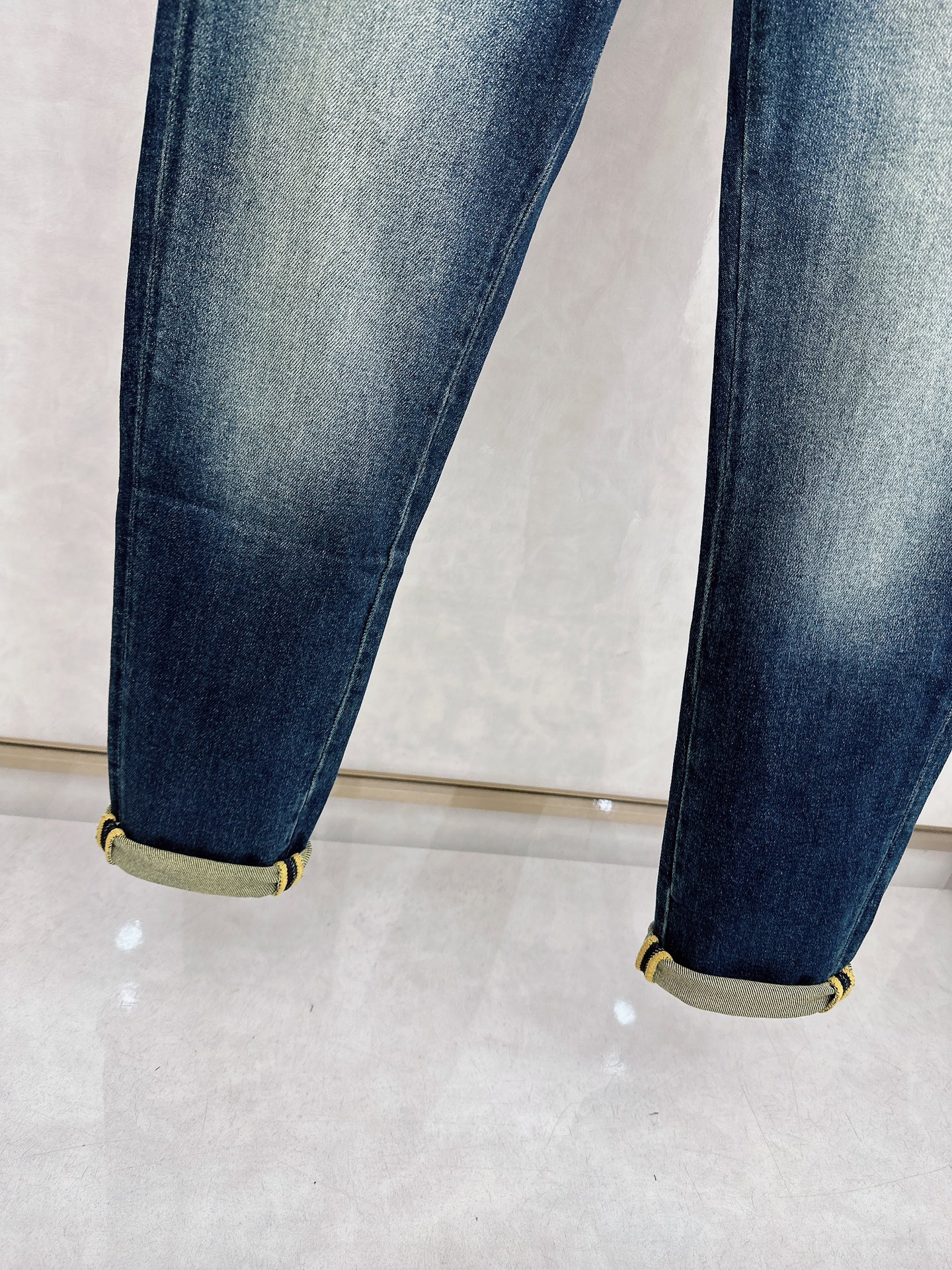 LV 春夏🔥🔥新款现货上市，原单爆款牛仔裤👖超级定制款，原版五金，超级重工工艺，版型超赞👍细节做工无可挑