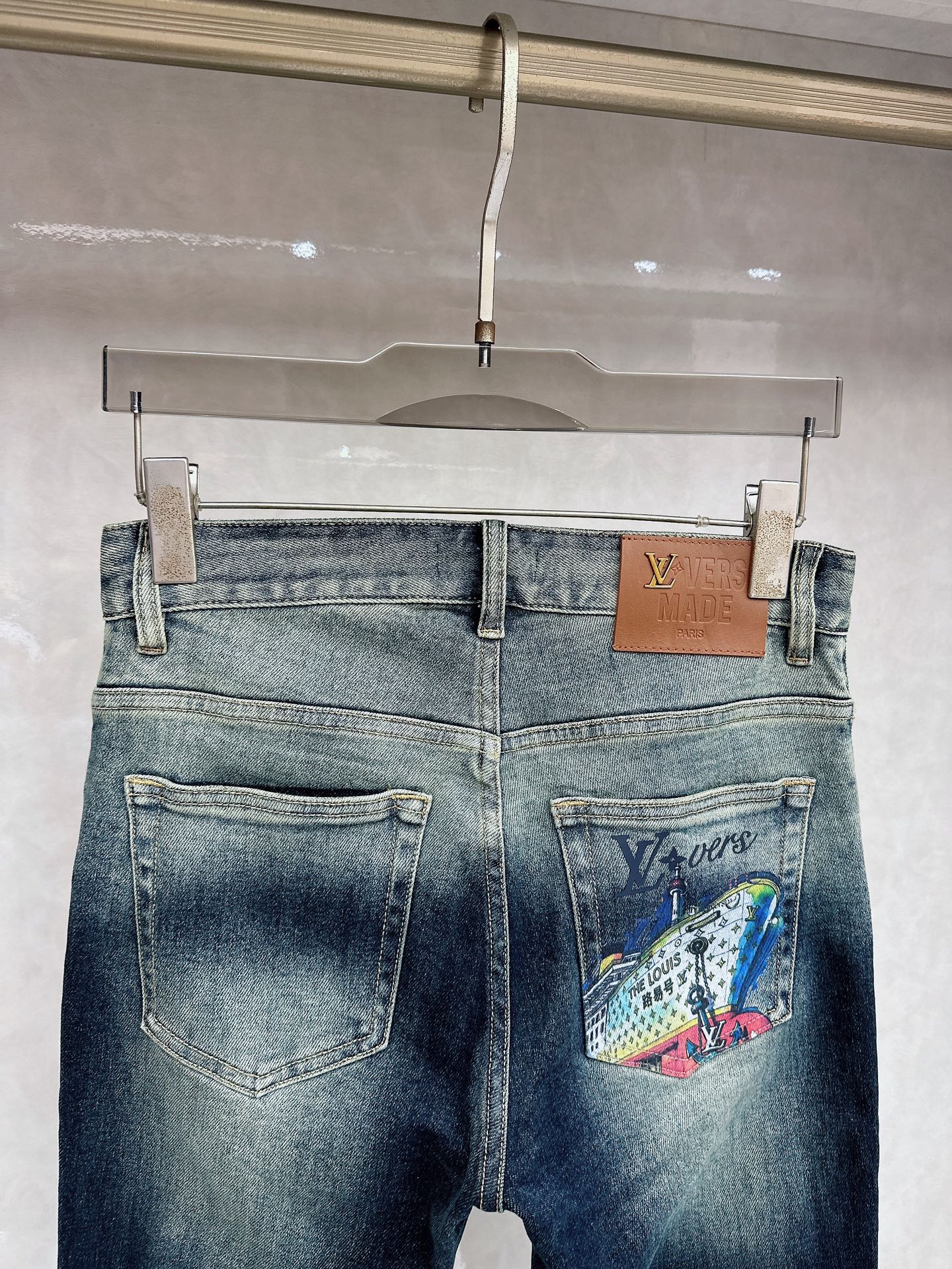 LV 春夏🔥🔥新款现货上市，原单爆款牛仔裤👖超级定制款，原版五金，超级重工工艺，版型超赞👍细节做工无可挑