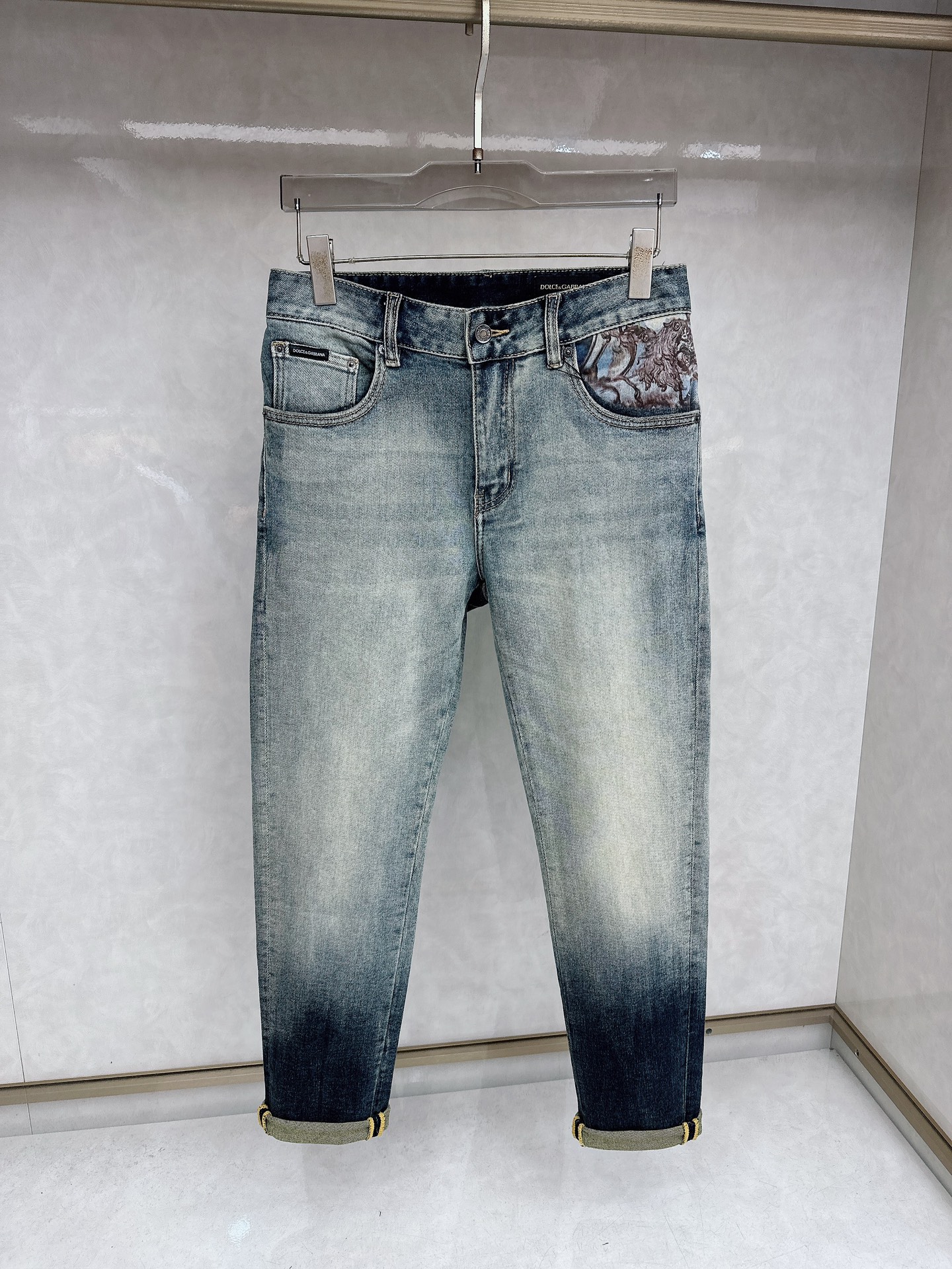 DG 春夏🔥🔥新款现货上市，原单爆款牛仔裤👖超级定制款，原版五金，超级重工工艺，版型超赞👍细节做工无可挑