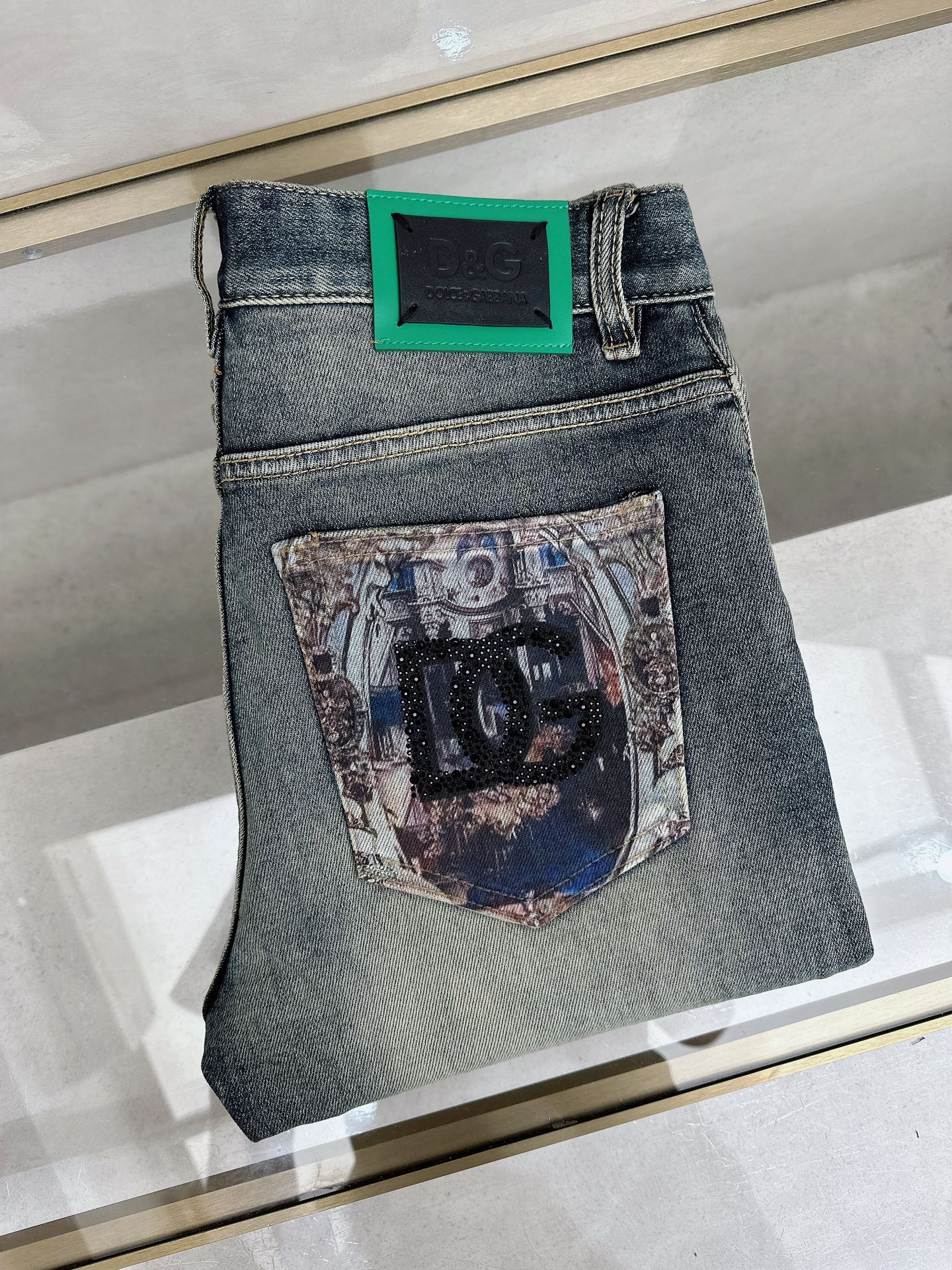 DG 春夏🔥🔥新款现货上市，原单爆款牛仔裤👖超级定制款，原版五金，超级重工工艺，版型超赞👍细节做工无可挑