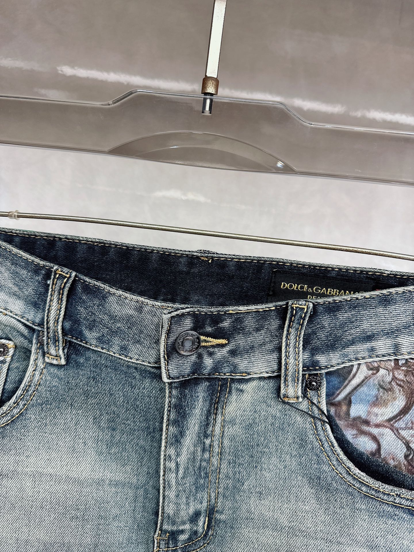 DG 春夏🔥🔥新款现货上市，原单爆款牛仔裤👖超级定制款，原版五金，超级重工工艺，版型超赞👍细节做工无可挑