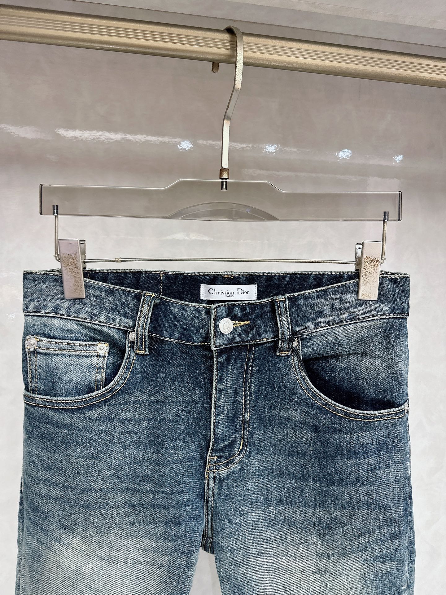 迪奥 春夏🔥🔥新款现货上市，原单爆款牛仔裤👖超级定制款，原版五金，超级重工工艺，版型超赞👍细节做工无可挑
