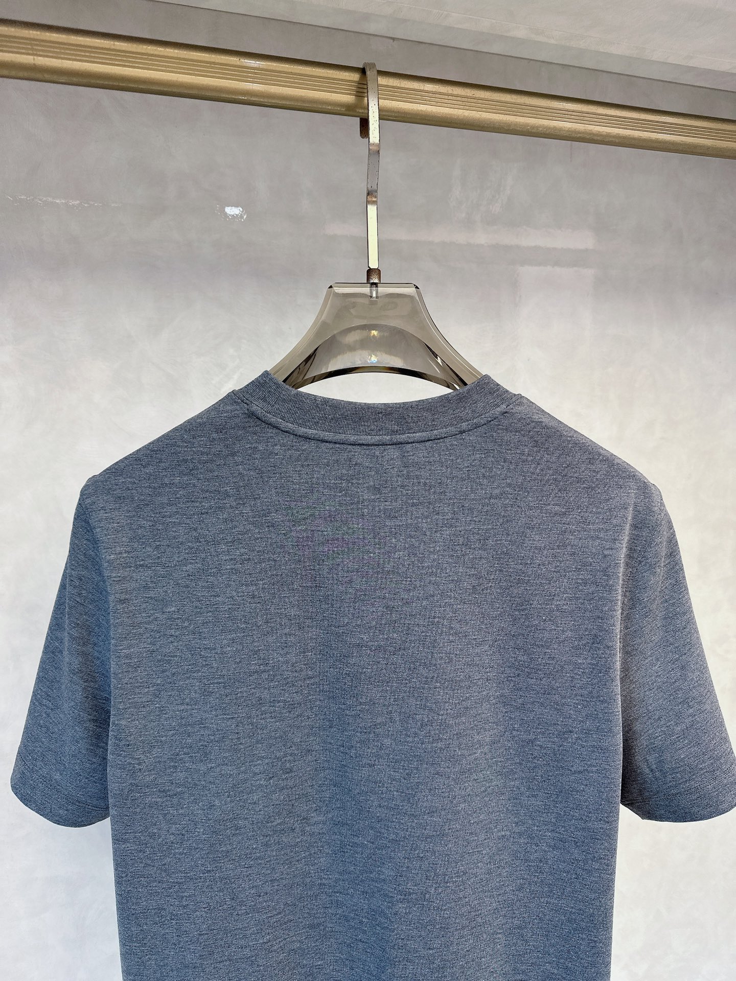Loro piana 春夏新款PLoro Piana诺悠翩雅圆领休闲短T，定制桑丝棉面料，灰色M-XXX