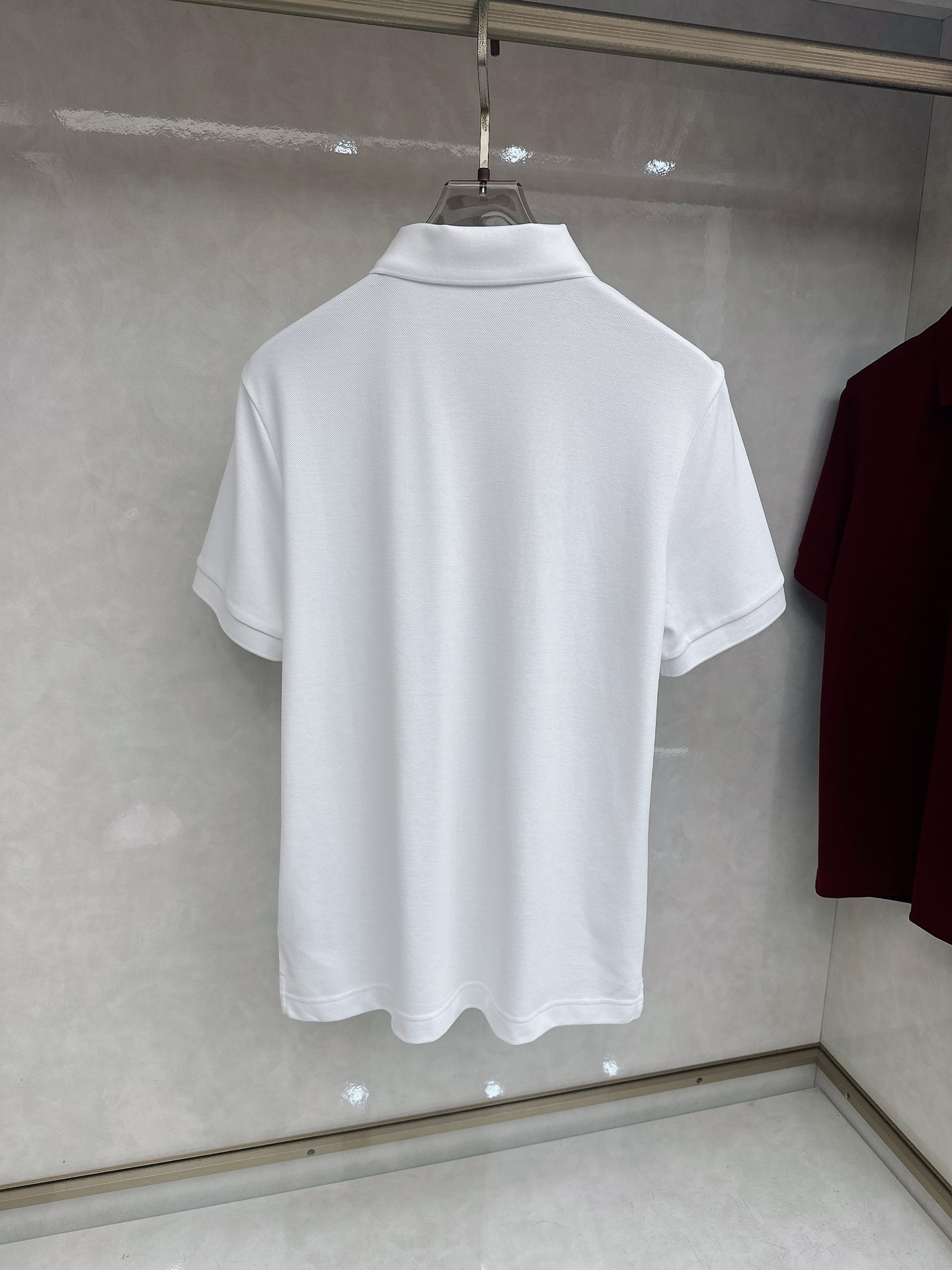 Burberry 1955ss秋季新款发布➖巴宝莉翻领短袖T恤，高端新款短袖，字母logo刺绣，穿上就是
