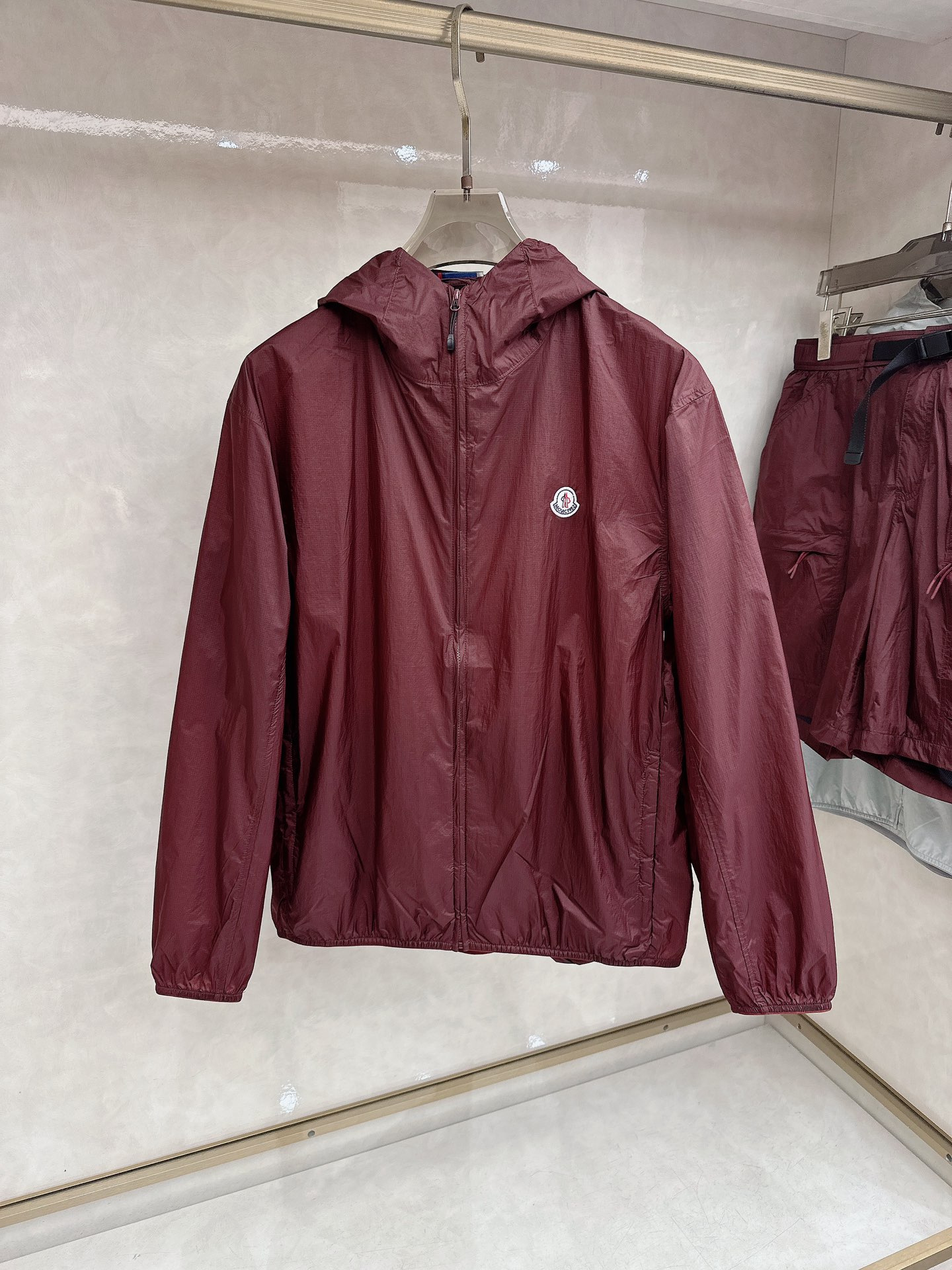 蒙口 2026春夏新品时尚套装，原厂五金辅料，用料考究，高档提花面料，舒适感极佳 手感柔软细腻上身柔软舒