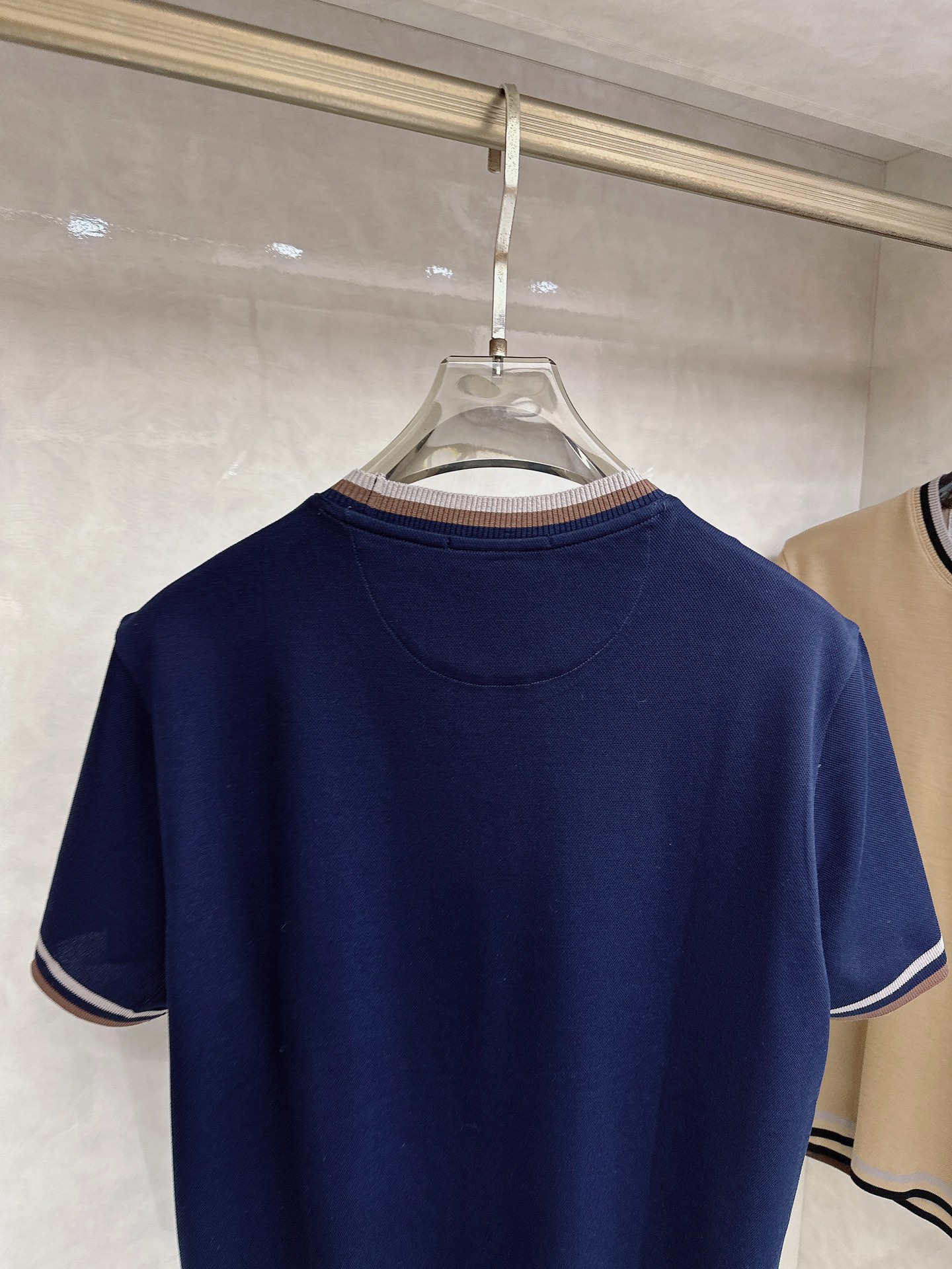 bru**llo Cuci**lli 老钱新贵们 品质控推荐 （长绒棉珠地纹起脚料）针织短袖衫 年年式 