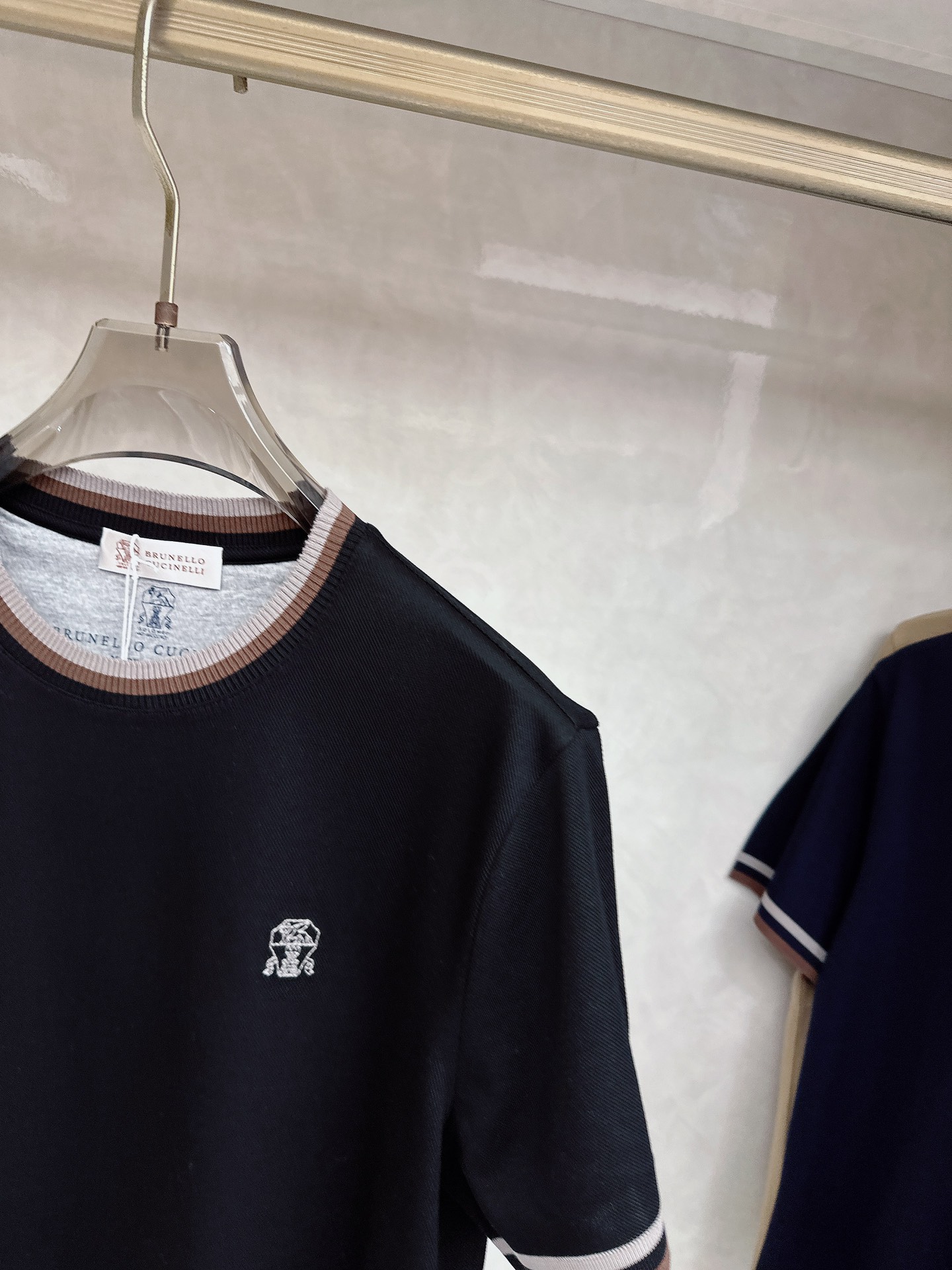 bru**llo Cuci**lli 老钱新贵们 品质控推荐 （长绒棉珠地纹起脚料）针织短袖衫 年年式 