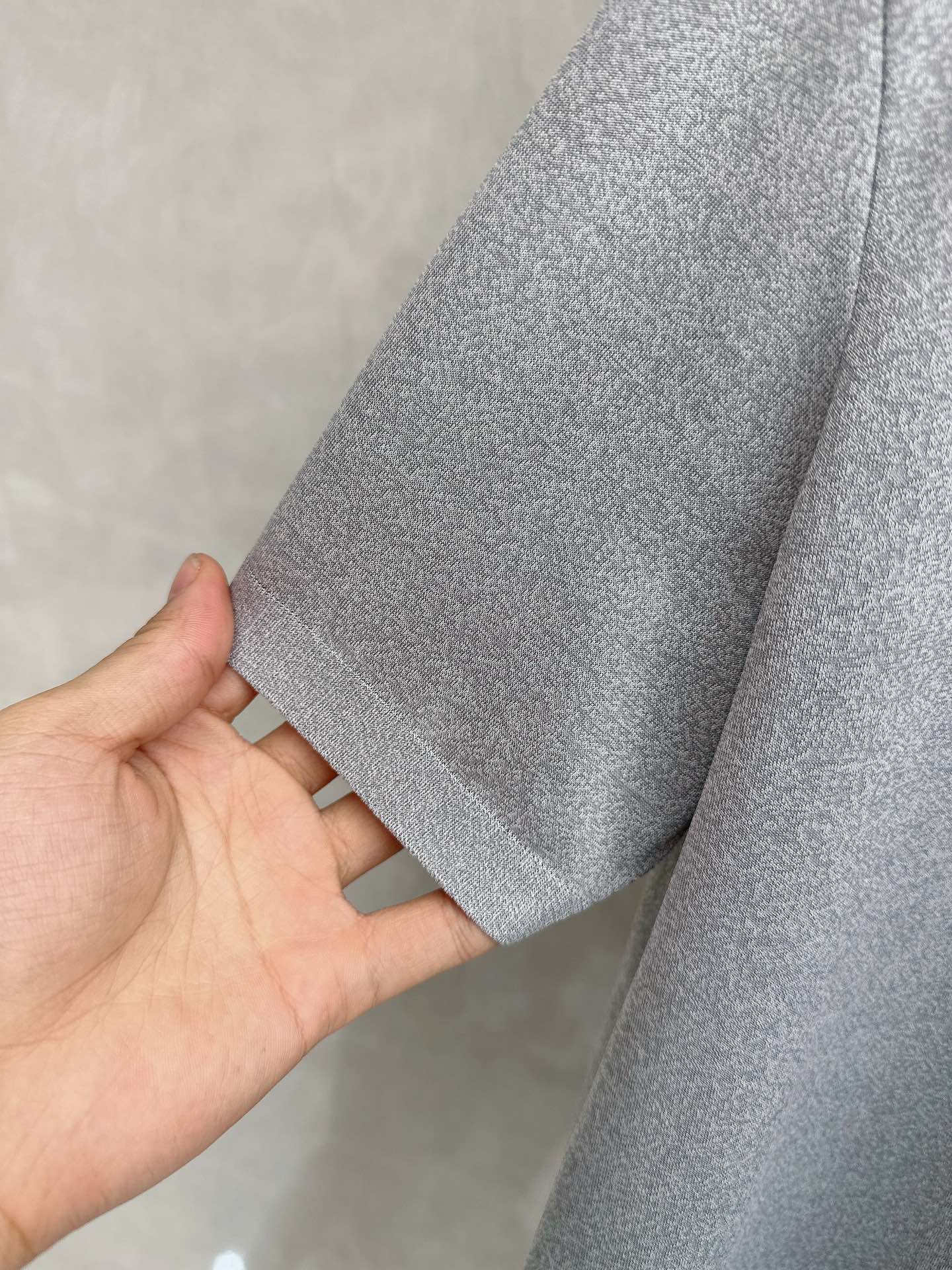 loro Piana 上新 26ss loro Piana 春夏新款花灰起脚平纹短袖 原版定制 轻薄透气