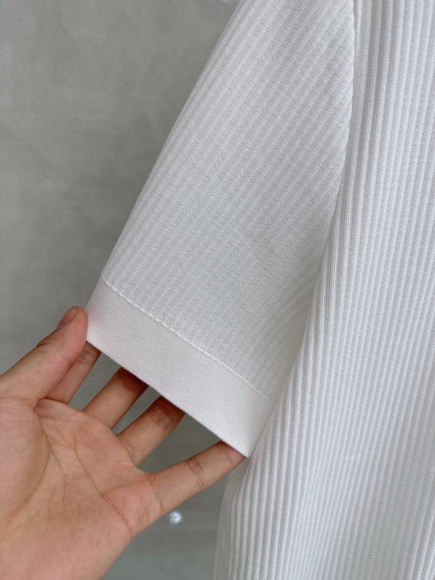 -loro Piana 26春夏新款冰感竖纹针织面料，打造立体质感，告别平面单调，视觉触感双高级，金属拉