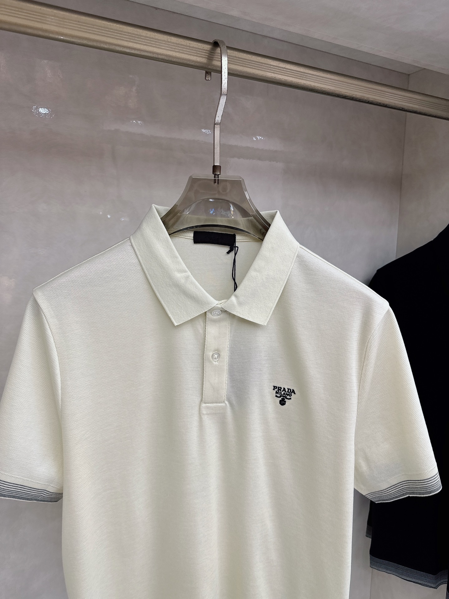 普拉达【新品全网独家 针织短袖 ‼️‼️ 2026夏季新品🆕Pr*da 男士针织刺绣🪡字母三角logo 
