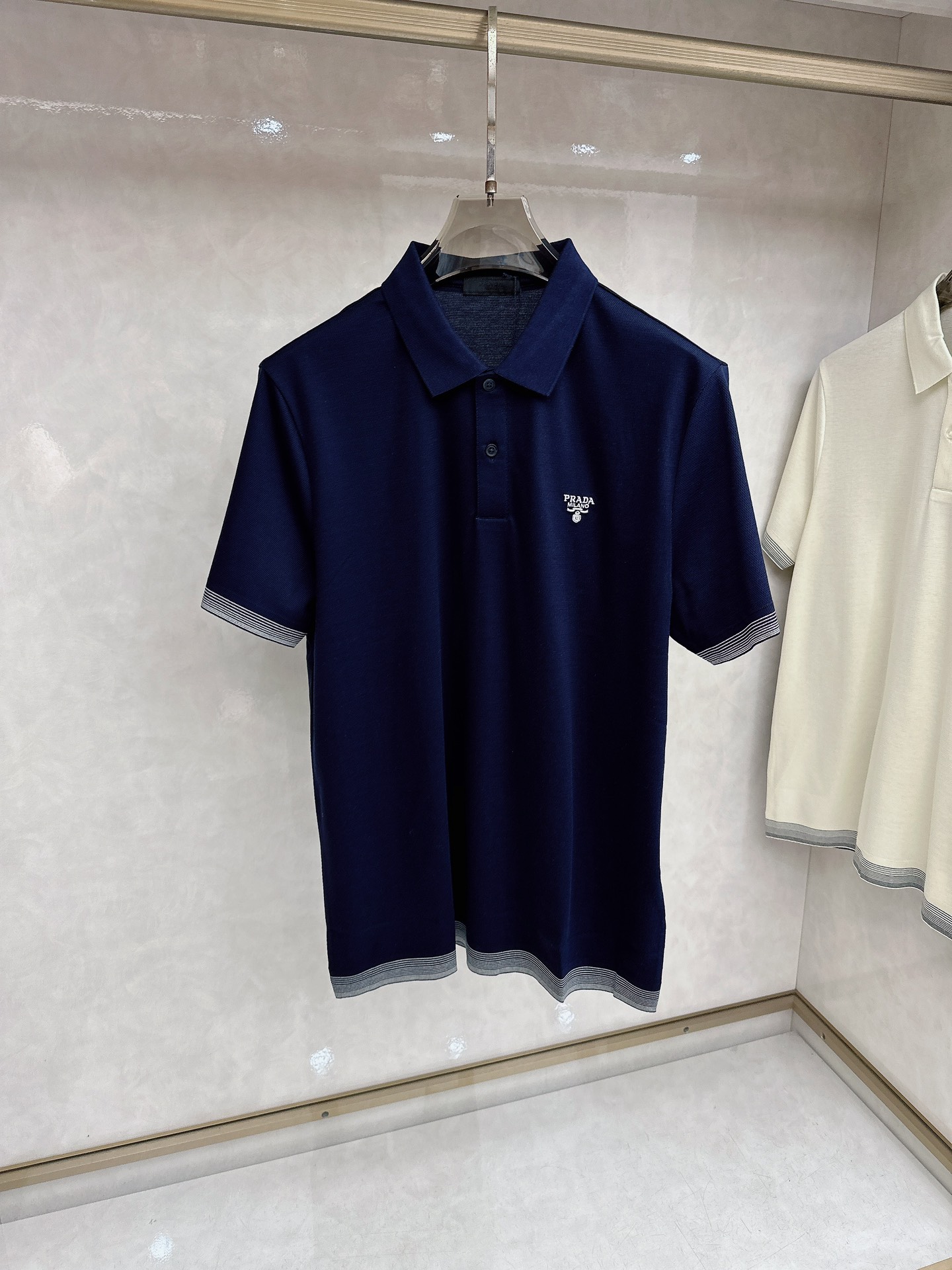 普拉达【新品全网独家 针织短袖 ‼️‼️ 2026夏季新品🆕Pr*da 男士针织刺绣🪡字母三角logo 