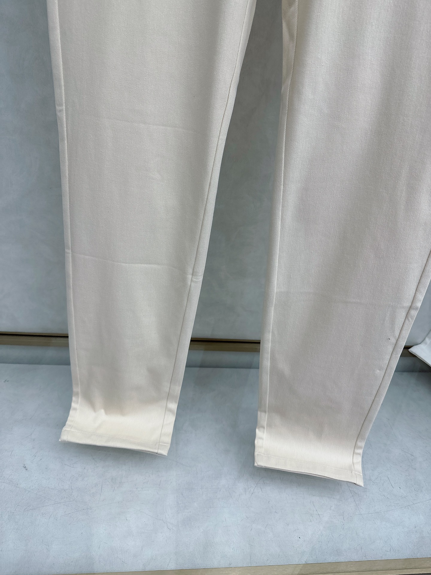 Lss 早春新款五袋款休闲裤 面料精选斜纹高弹面料 柔软舒适 经典百搭 老钱风拉满 黑 咖 白 米 码数