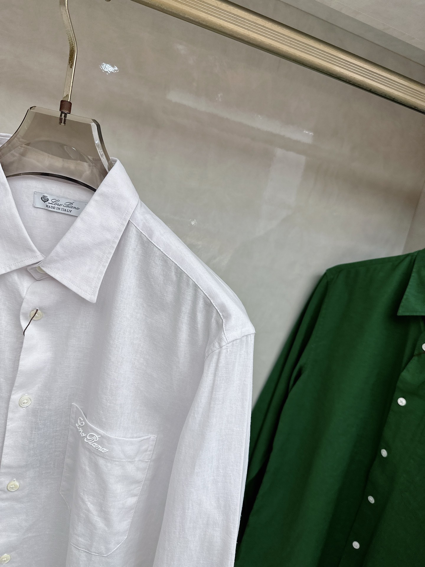 Loro piana 🆕🆕🆕【Loro Pina】诺悠翩雅 老钱新贵推荐！100%进口亚麻衬衫，色彩搭配