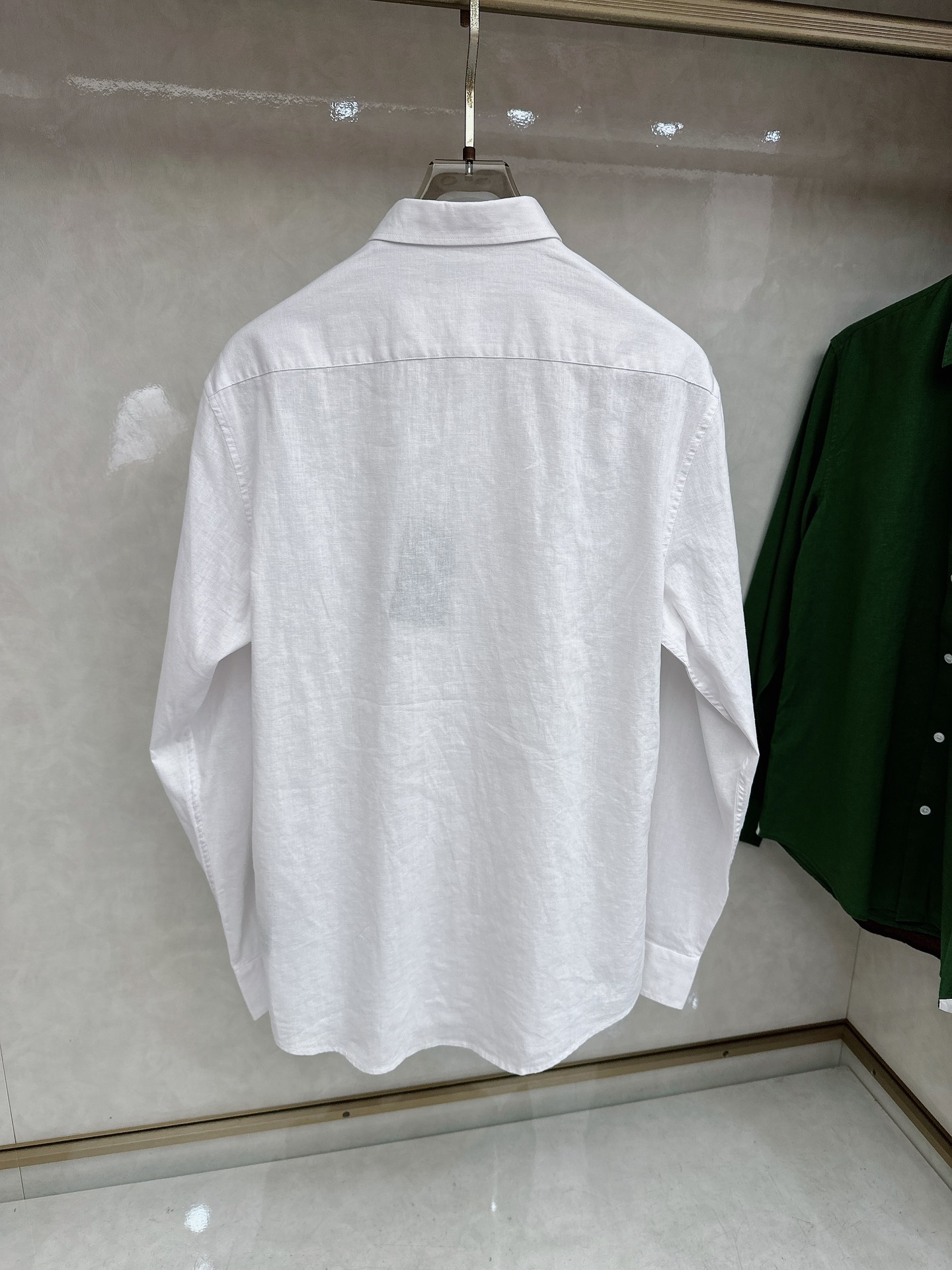 Loro piana 🆕🆕🆕【Loro Pina】诺悠翩雅 老钱新贵推荐！100%进口亚麻衬衫，色彩搭配