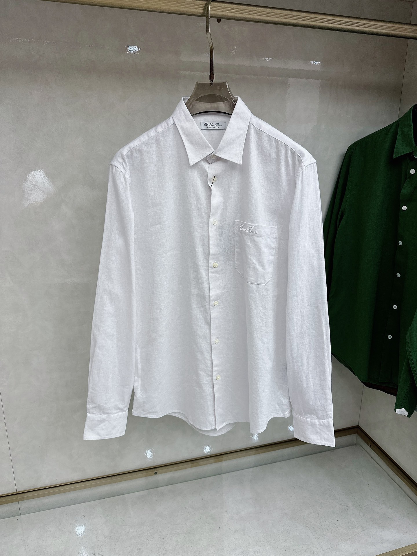Loro piana 🆕🆕🆕【Loro Pina】诺悠翩雅 老钱新贵推荐！100%进口亚麻衬衫，色彩搭配