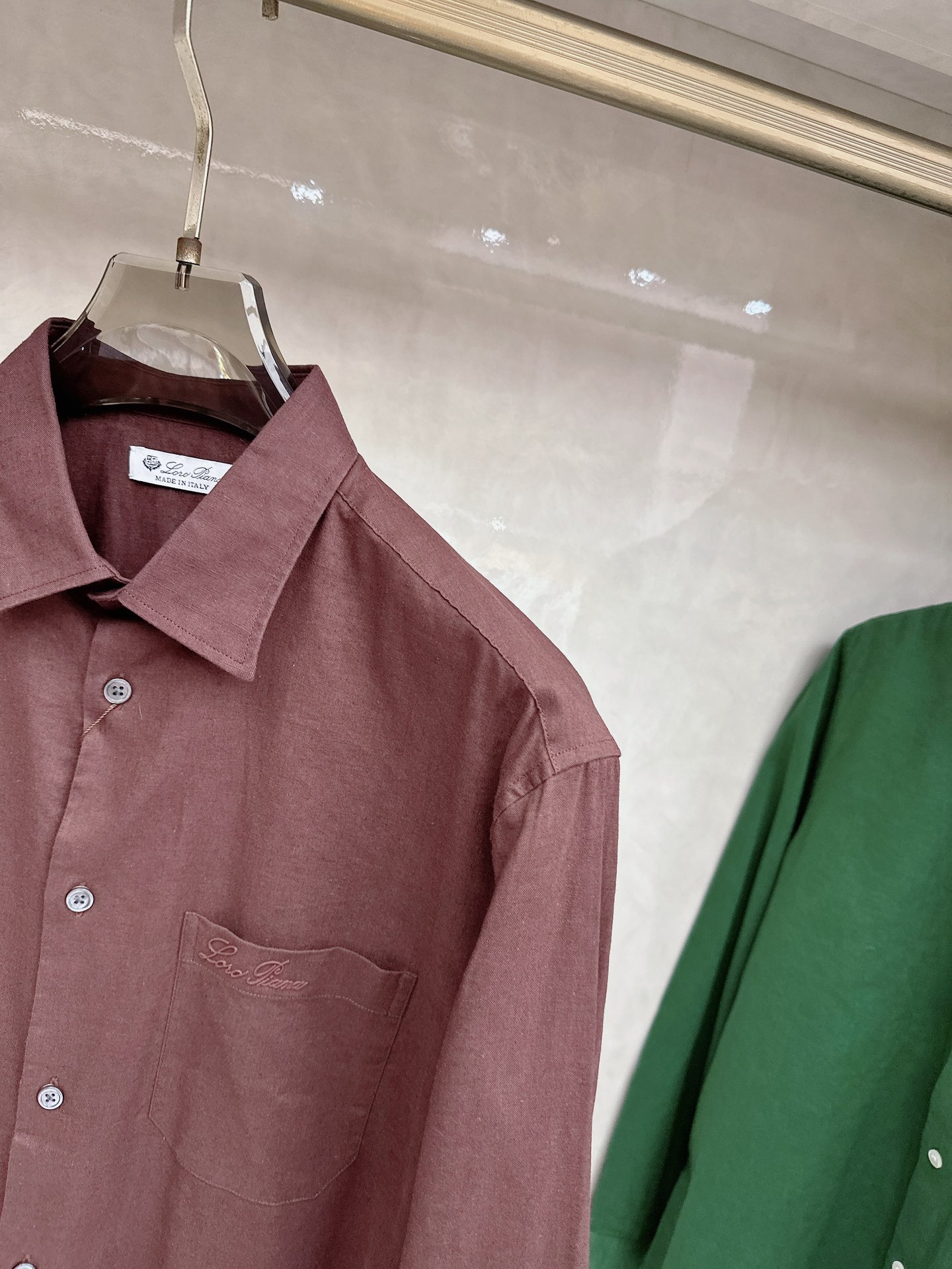 Loro piana 🆕🆕🆕【Loro Pina】诺悠翩雅 老钱新贵推荐！100%进口亚麻衬衫，色彩搭配