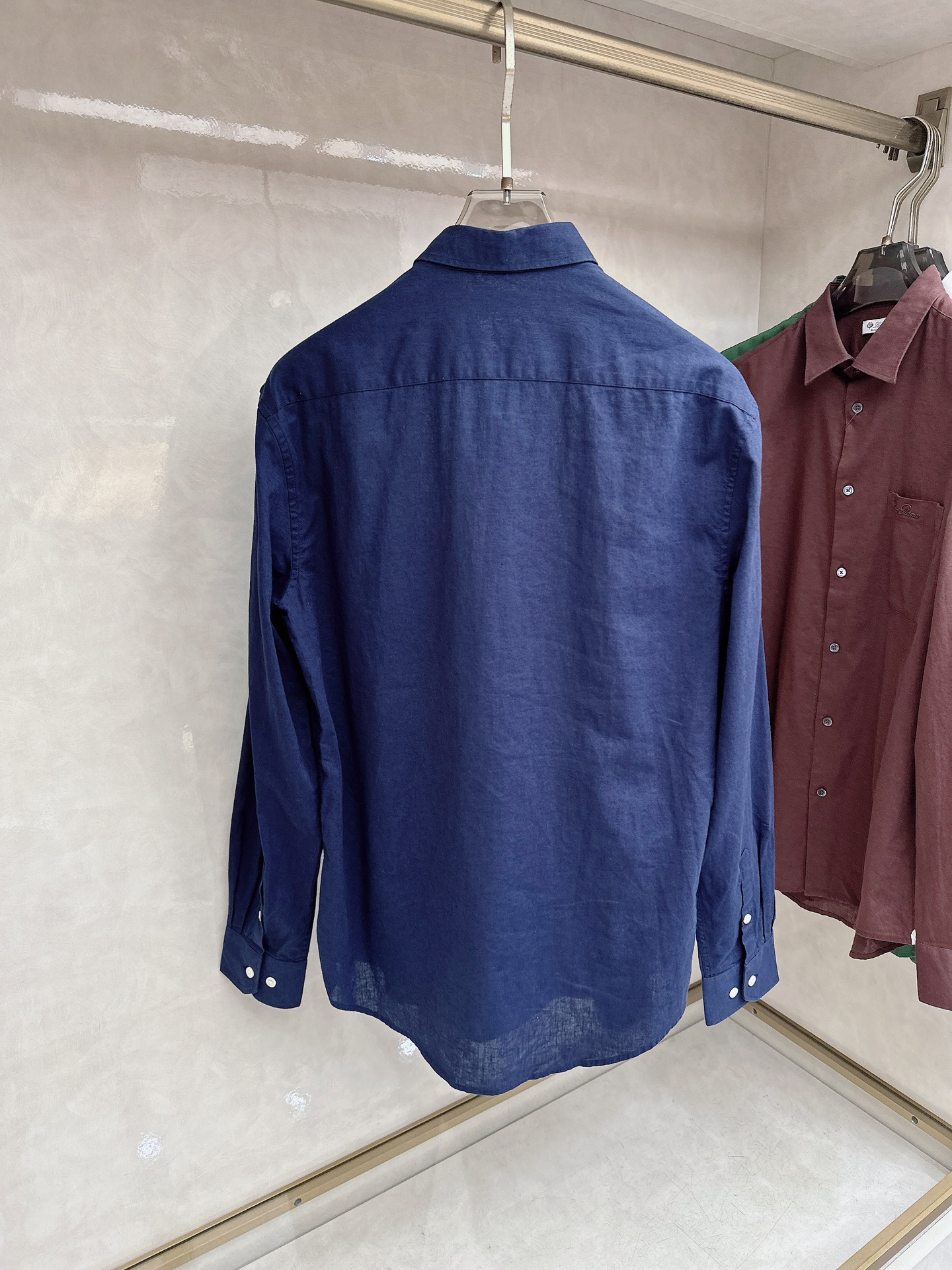 Loro piana 🆕🆕🆕【Loro Pina】诺悠翩雅 老钱新贵推荐！100%进口亚麻衬衫，色彩搭配