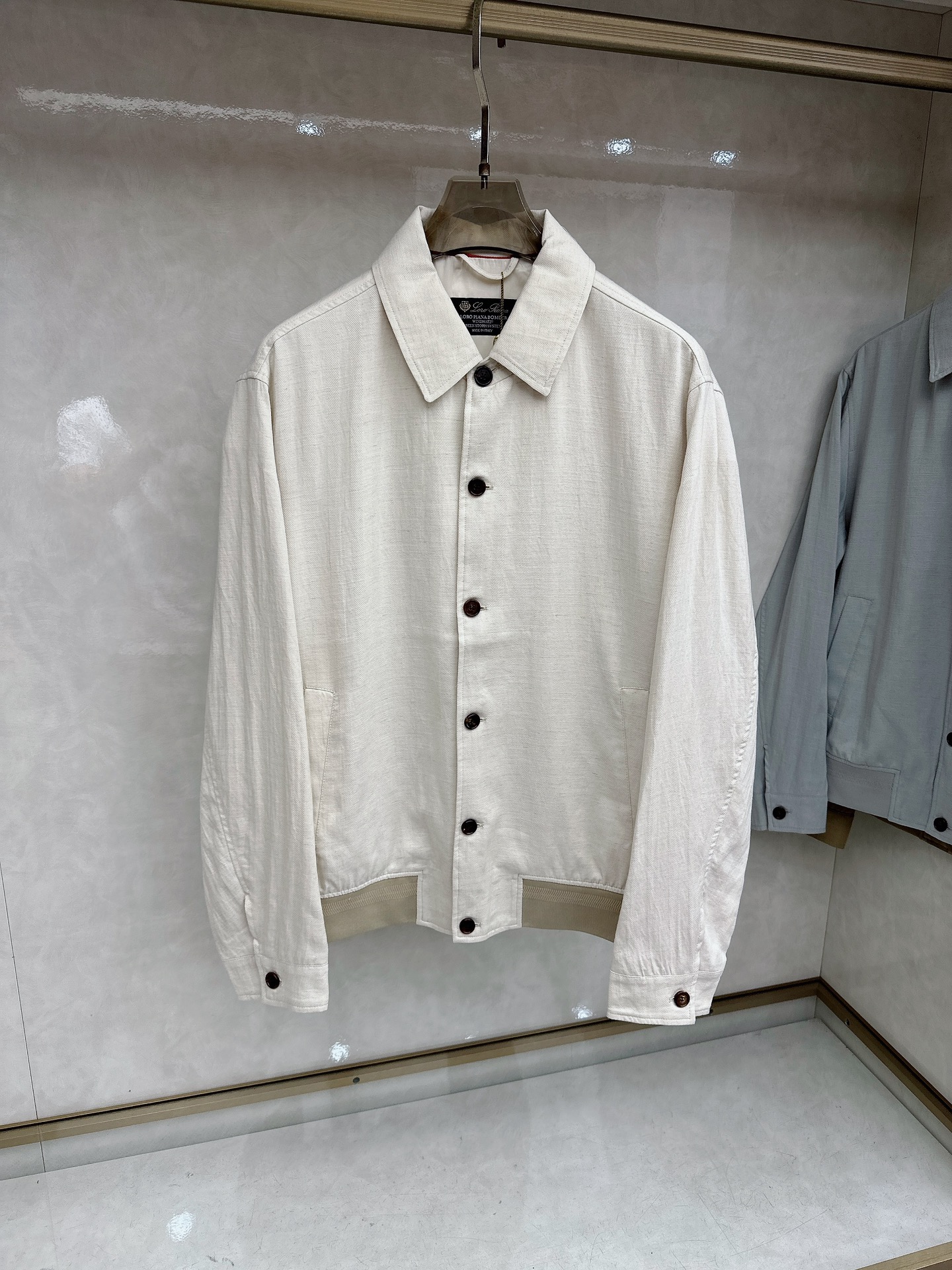 Loro piana 🆕🆕🆕【Loro Pina】诺悠翩雅 新品老钱风100%麻料夹克，轻商务的休闲之选