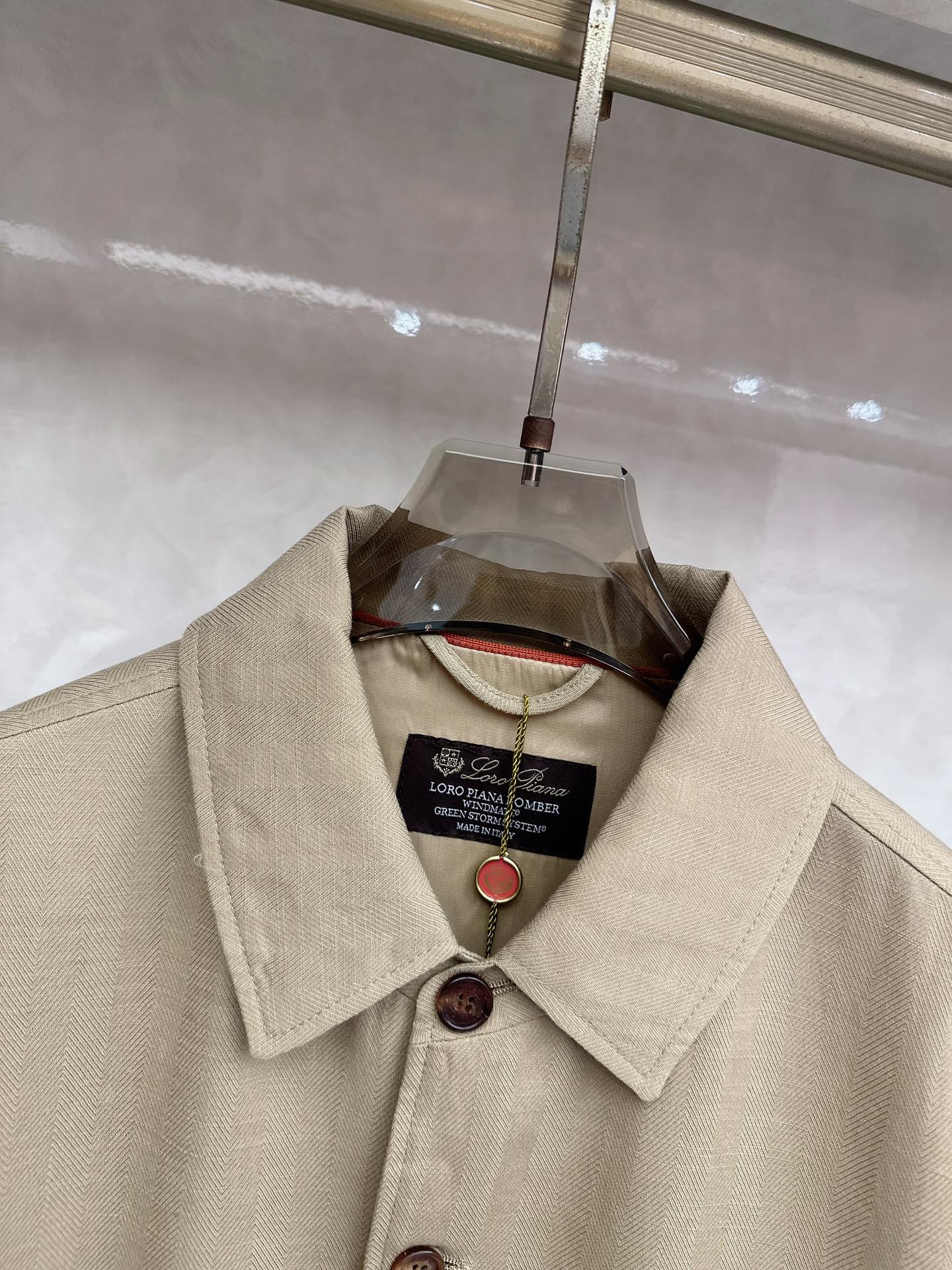 Loro piana 🆕🆕🆕【Loro Pina】诺悠翩雅 新品老钱风100%麻料夹克，轻商务的休闲之选