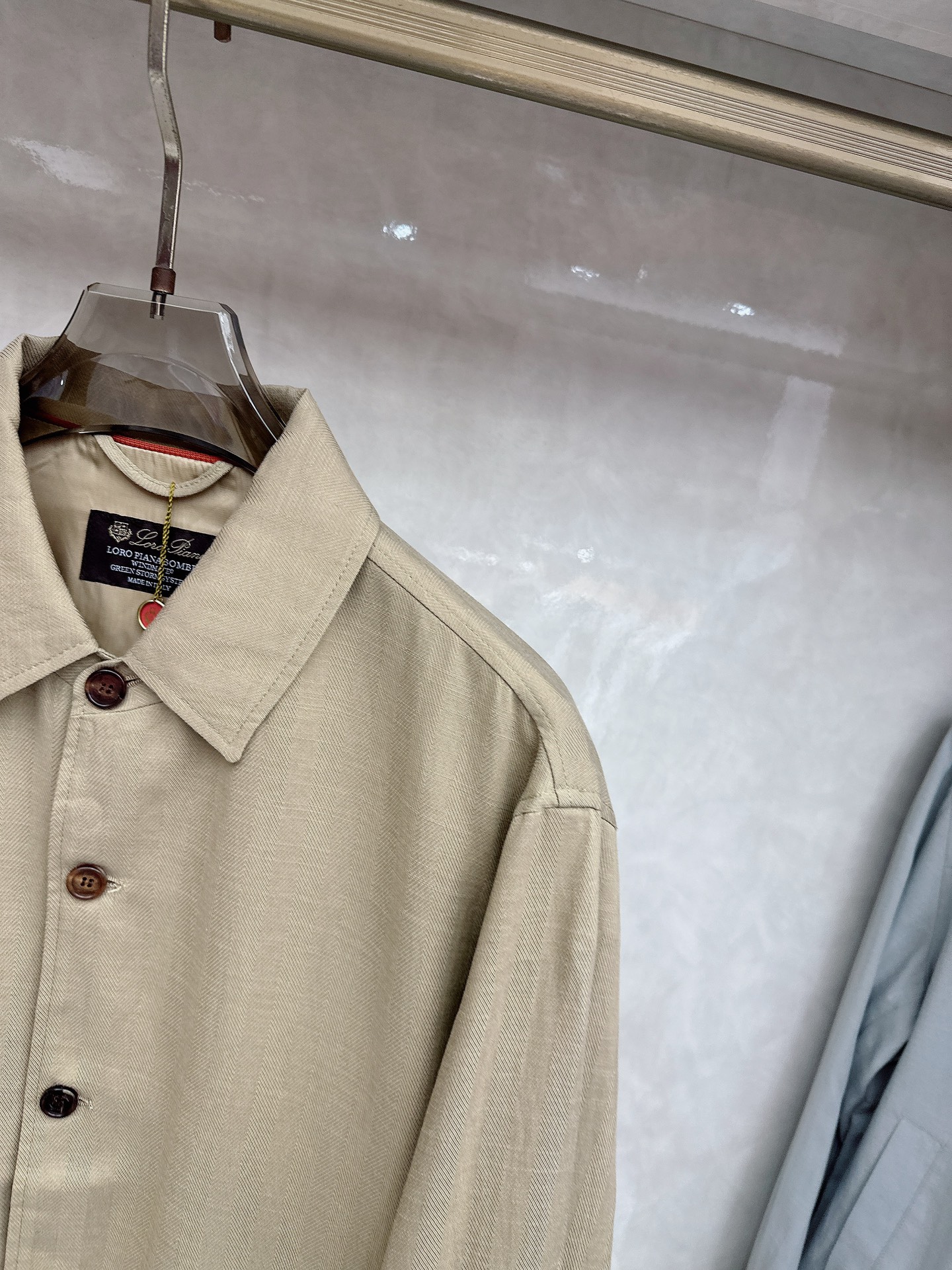 Loro piana 🆕🆕🆕【Loro Pina】诺悠翩雅 新品老钱风100%麻料夹克，轻商务的休闲之选