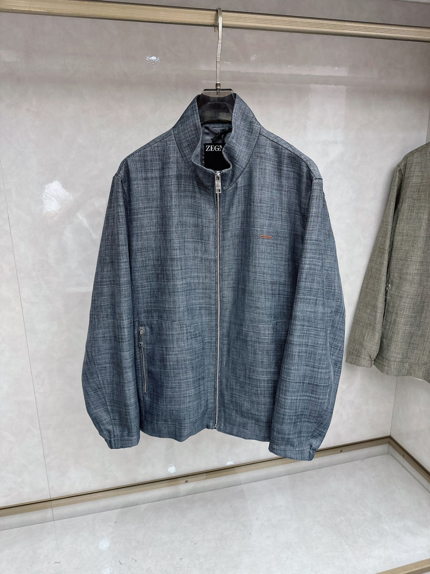 🆕🆕🆕【Zegna】杰尼亚 新款夹克杰家始终秉持着对卓越品质和精湛工艺的不懈追求，推出这款令人倾心的经典