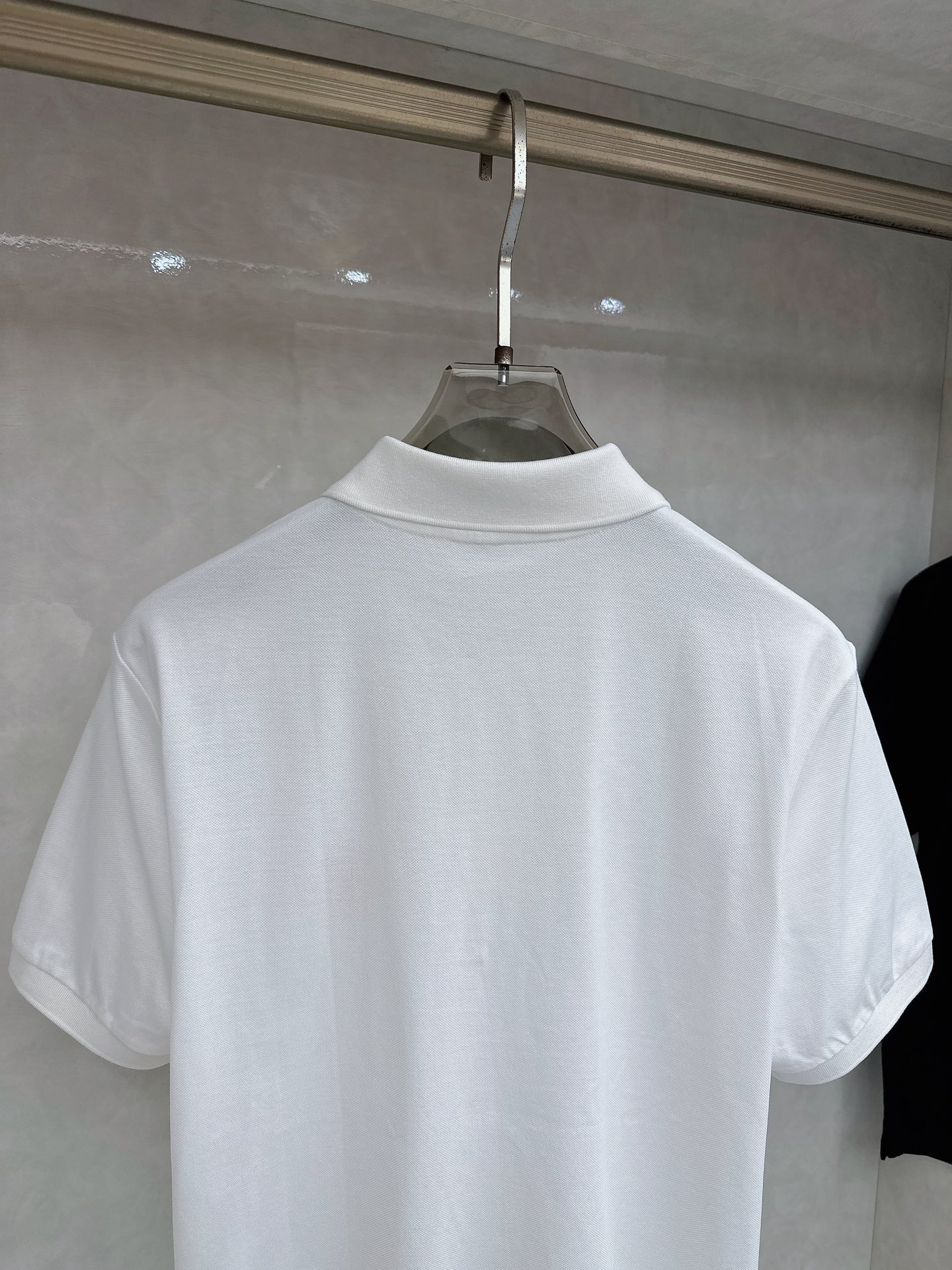 Lo*ro Pi*na诺 u翩雅 喜欢老钱风的强烈推荐 商务休闲 三粒扣翻领短袖POLO衫 打破纽扣式常