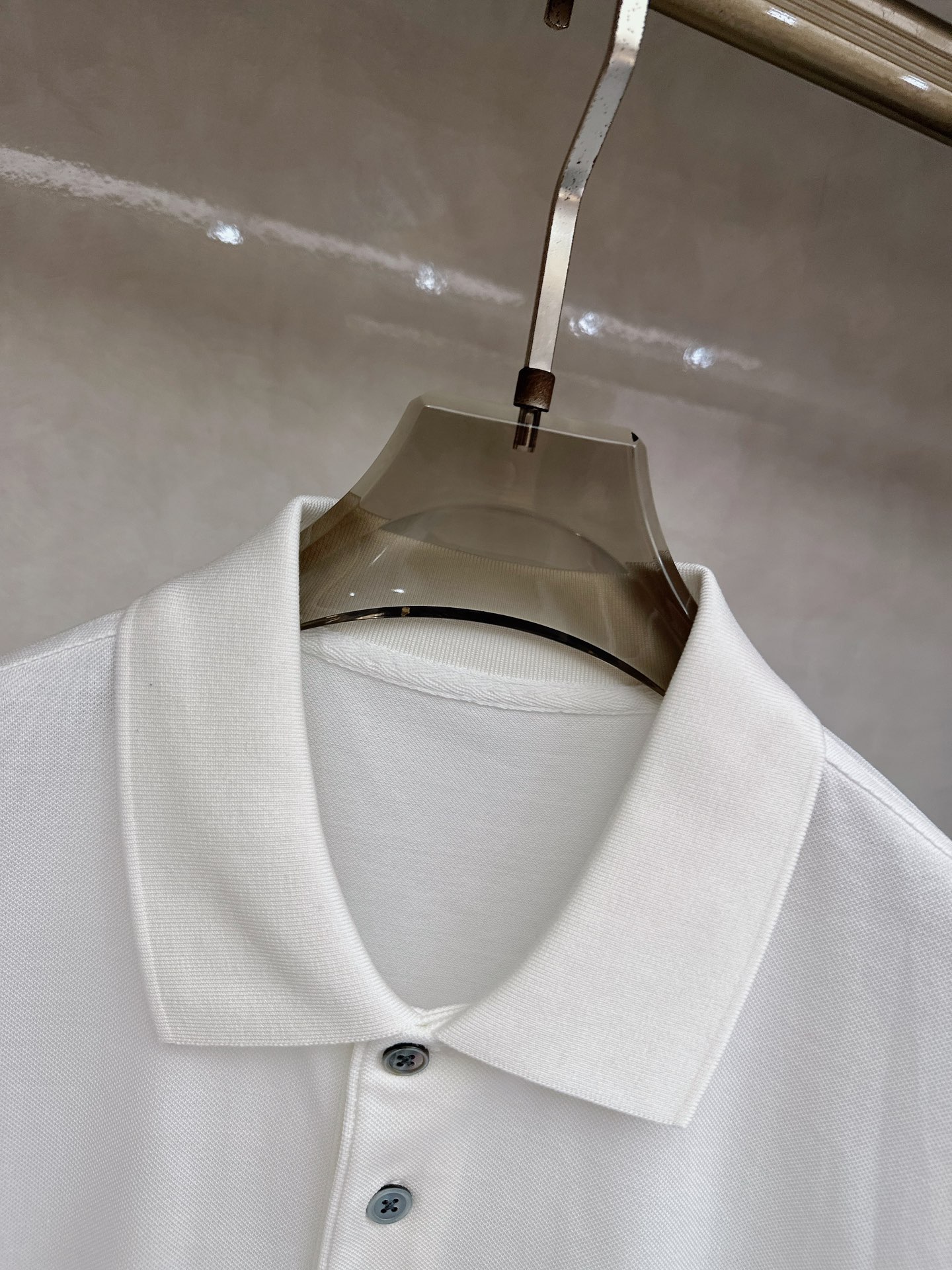 Lo*ro Pi*na诺 u翩雅 喜欢老钱风的强烈推荐 商务休闲 三粒扣翻领短袖POLO衫 打破纽扣式常