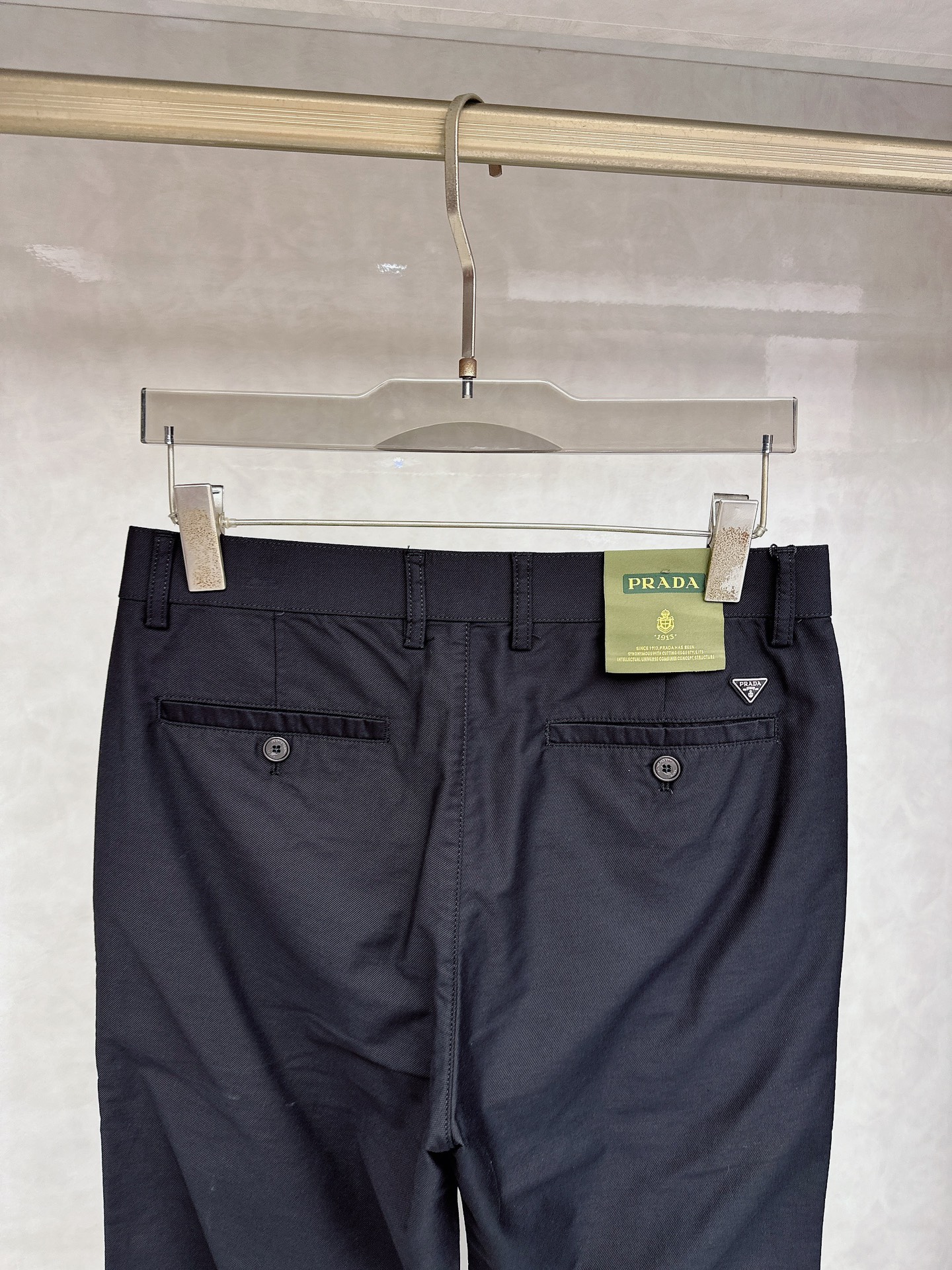 普拉达 2026春夏亚洲系列最新款！高端狠货 高端订制修身商务休闲裤西裤 原版五金 日常商务休闲都完全适