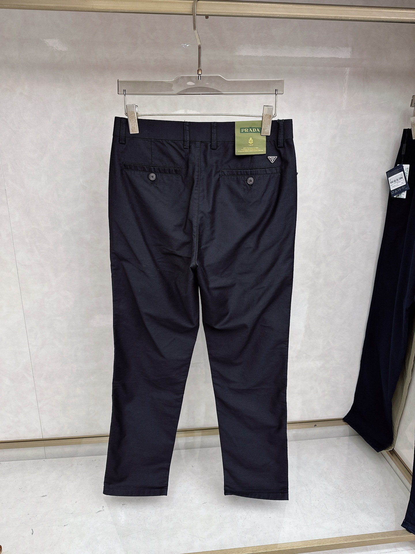 普拉达 2026春夏亚洲系列最新款！高端狠货 高端订制修身商务休闲裤西裤 原版五金 日常商务休闲都完全适