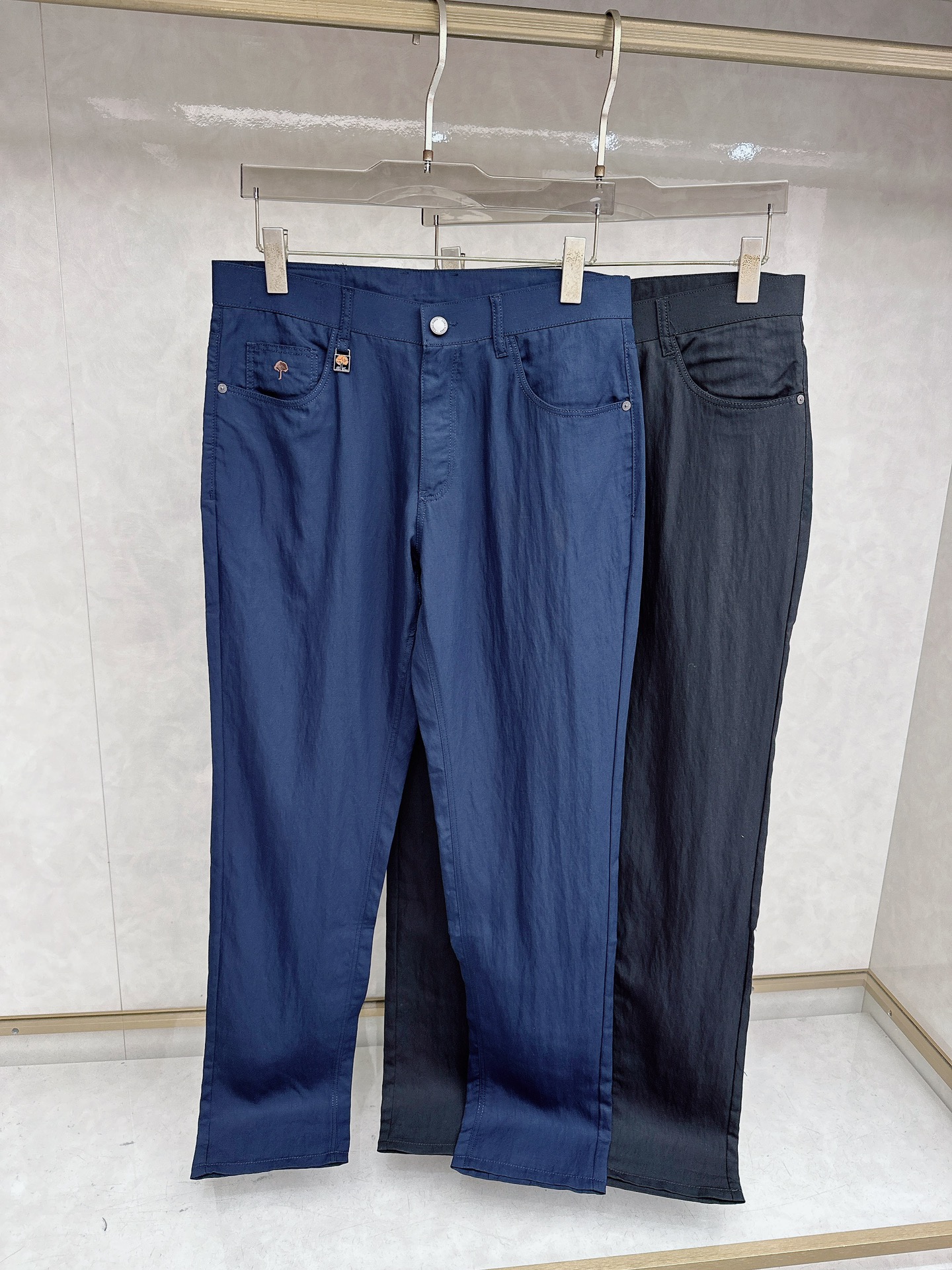 Loro piana 春夏新品重工休闲牛仔裤👖，进口优质水洗弹力面料，上身舒适透气有弹力，客供五金辅料装