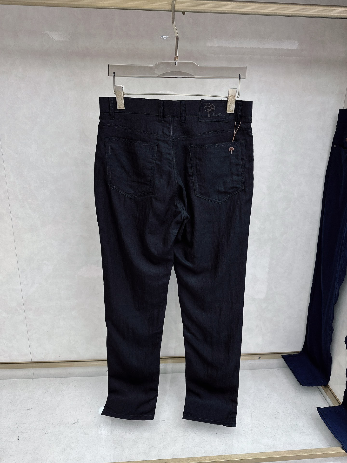 Loro piana 春夏新品重工休闲牛仔裤👖，进口优质水洗弹力面料，上身舒适透气有弹力，客供五金辅料装