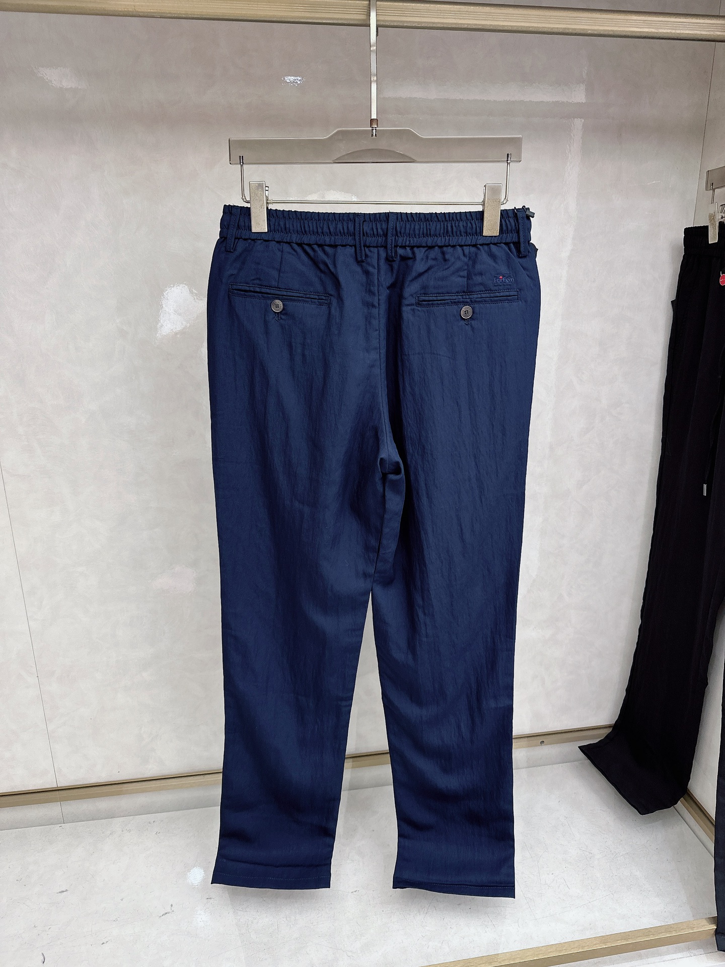 kiton 2026春夏新品重工休闲牛仔裤👖，进口优质水洗弹力面料，上身舒适透气有弹力，客供五金辅料装饰