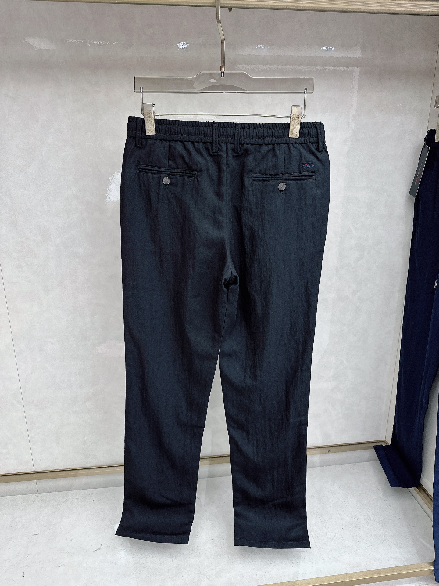 kiton 2026春夏新品重工休闲牛仔裤👖，进口优质水洗弹力面料，上身舒适透气有弹力，客供五金辅料装饰