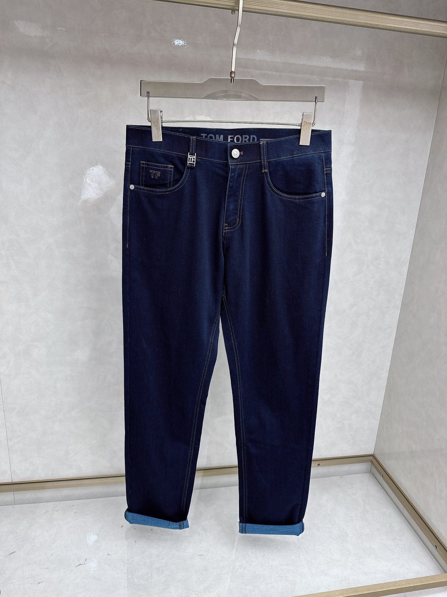 TF 2026春夏新品重工休闲牛仔裤👖，进口优质水洗弹力面料，上身舒适透气有弹力，客供五金辅料装饰，版型