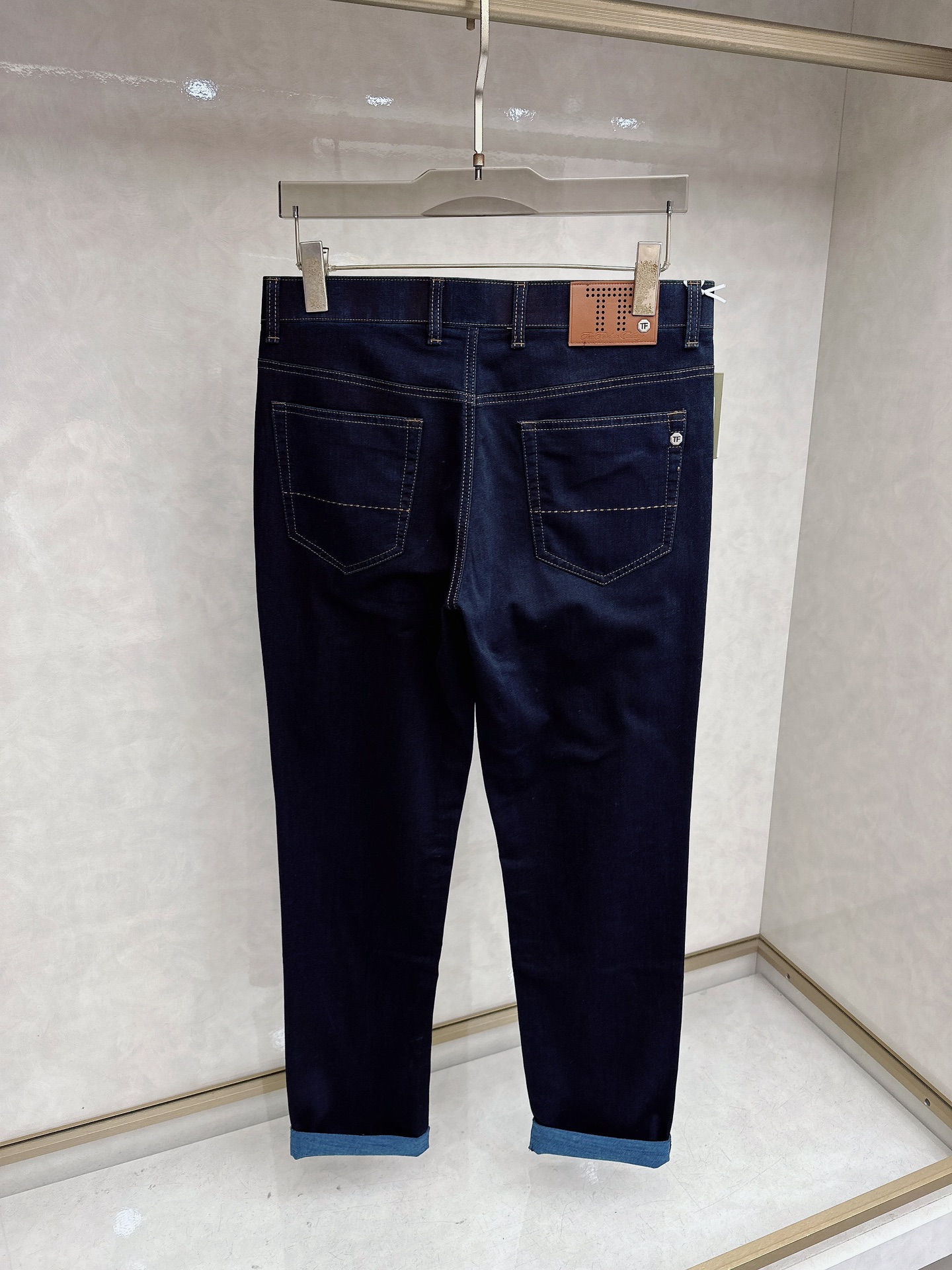 TF 2026春夏新品重工休闲牛仔裤👖，进口优质水洗弹力面料，上身舒适透气有弹力，客供五金辅料装饰，版型