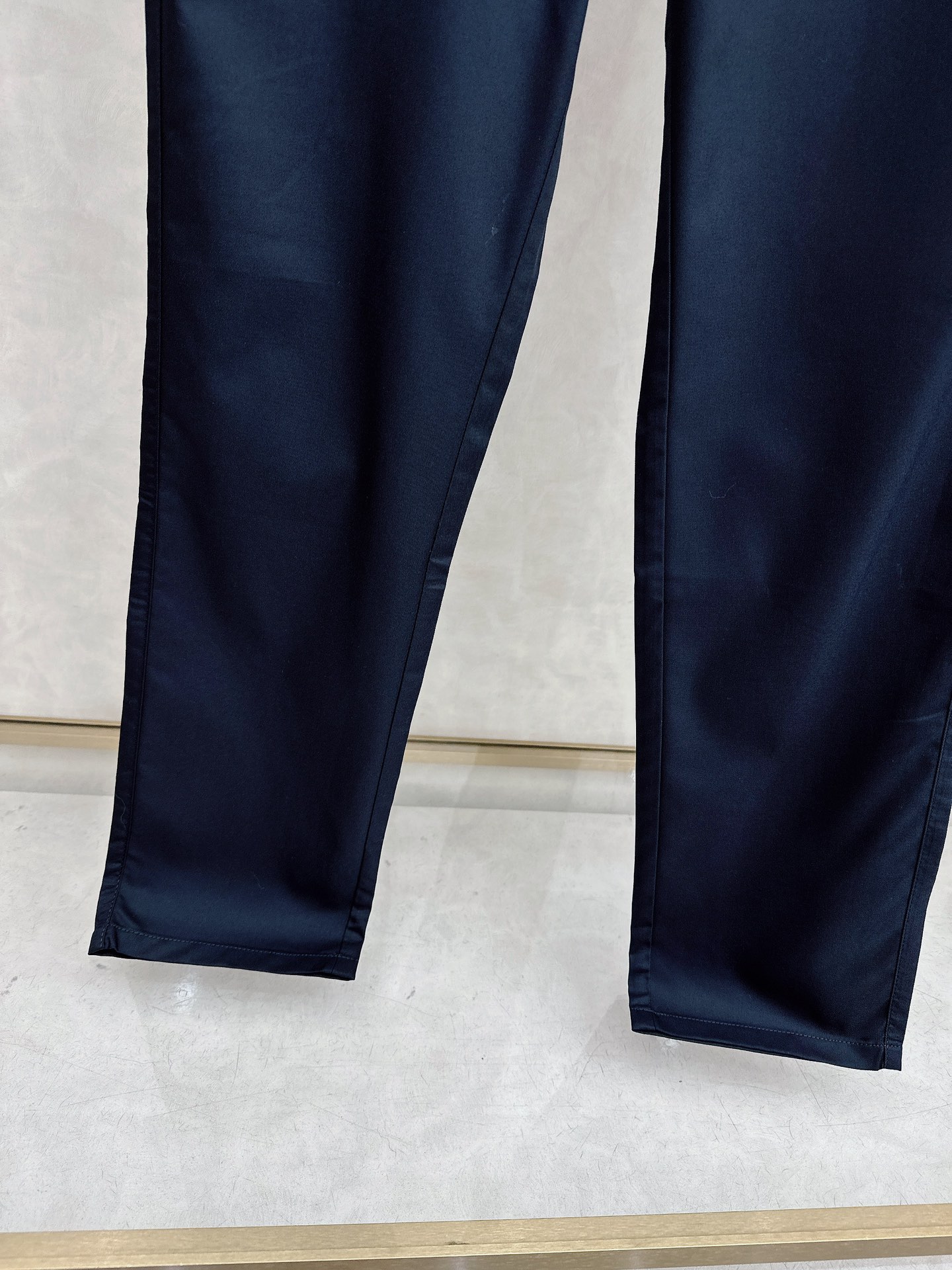 罗意威 2026春夏亚洲系列最新款！高端狠货 高端订制修身商务休闲裤西裤 原版五金 日常商务休闲都完全适