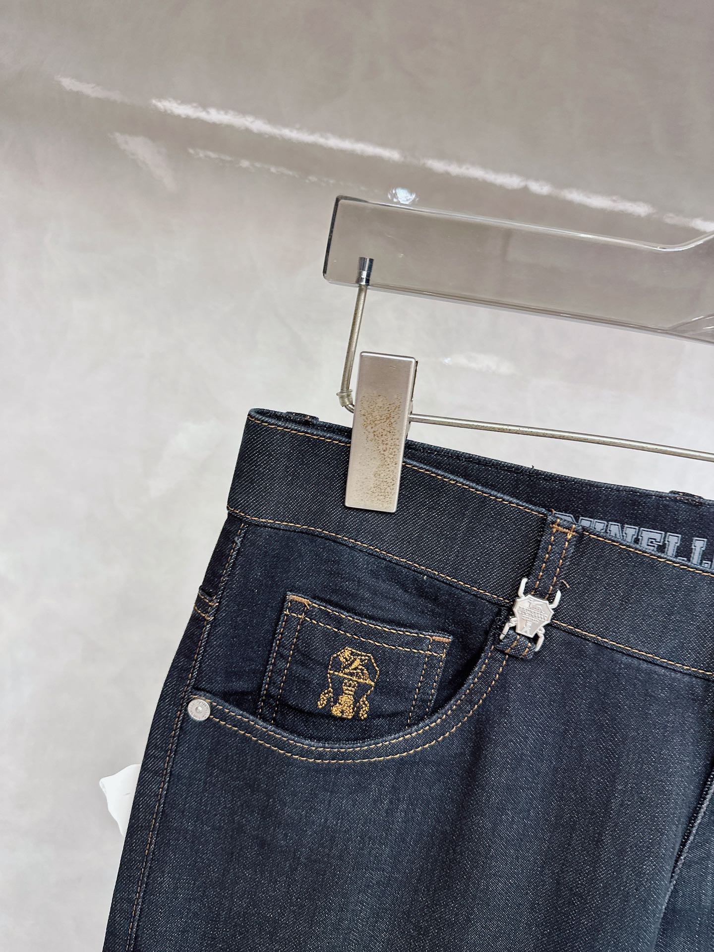 BC 2026春夏新品重工休闲牛仔裤👖，进口优质水洗弹力面料，上身舒适透气有弹力，客供五金辅料装饰，版型