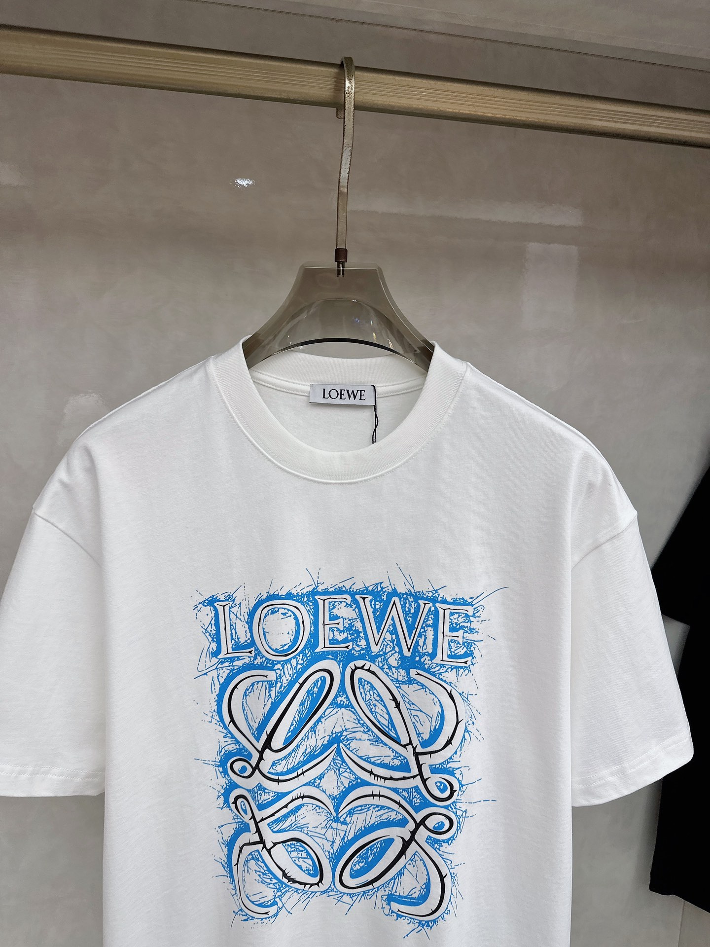 罗意威 2026春夏新款首发专柜最新款短袖圆领T恤 高端订制 设计前卫时尚！品牌logo重工艺设计 高端