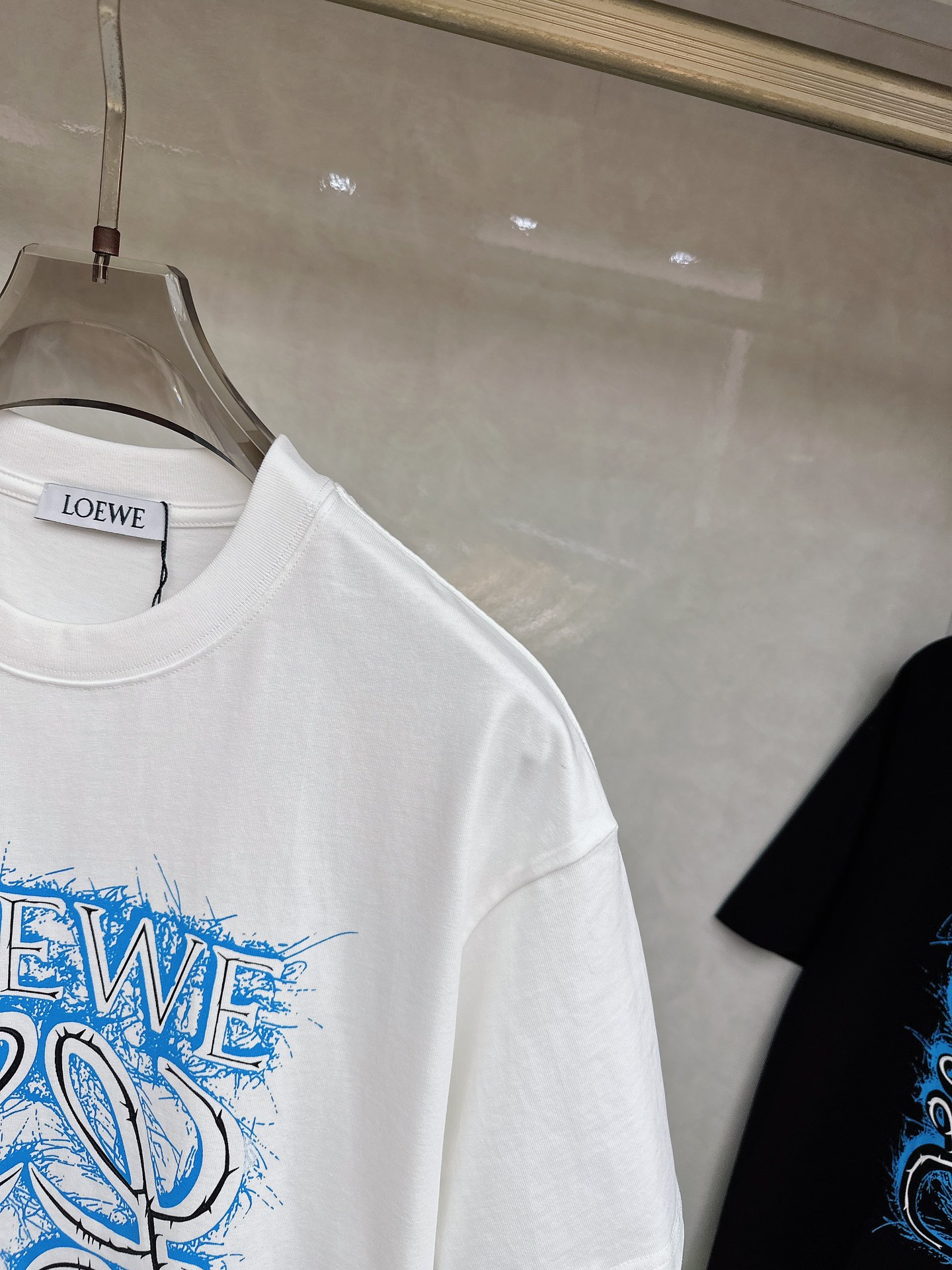 罗意威 2026春夏新款首发专柜最新款短袖圆领T恤 高端订制 设计前卫时尚！品牌logo重工艺设计 高端