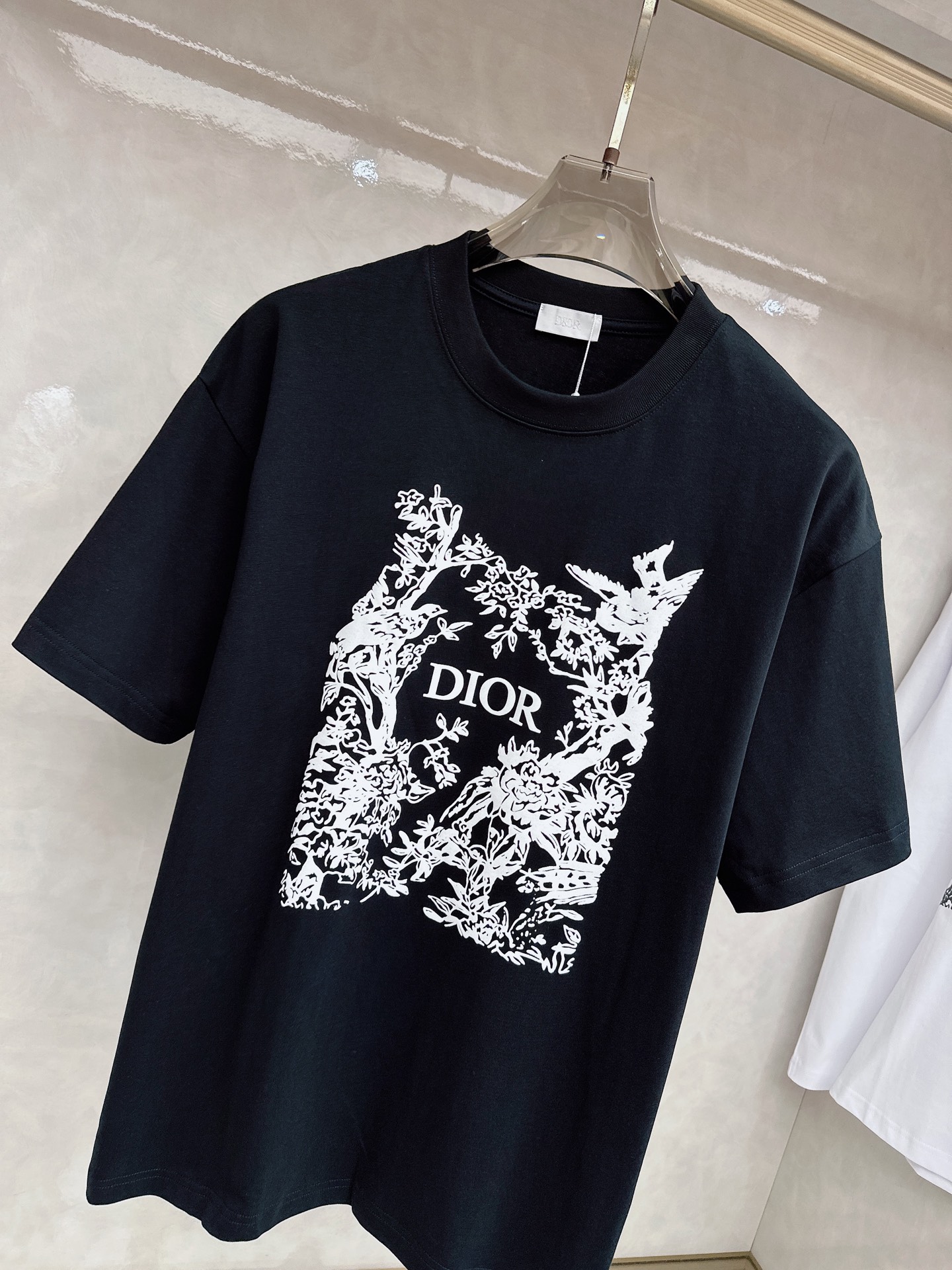 迪奥 2026春夏新款首发专柜最新款短袖圆领T恤 高端订制 设计前卫时尚！品牌logo重工艺设计 高端定