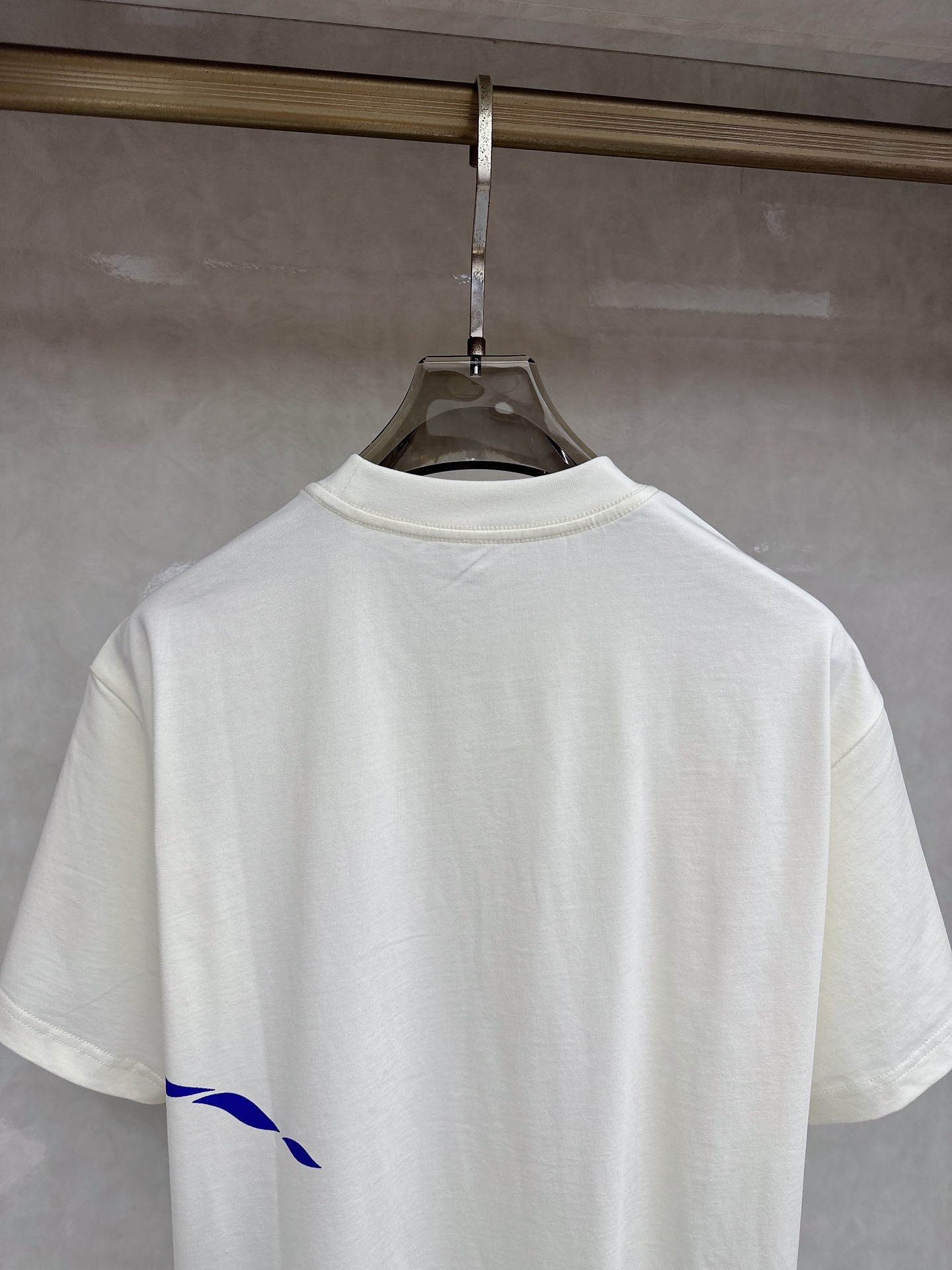 巴宝莉 🔥🔥Ss春夏最新款数码短袖T恤，定制丝光棉面料，手感柔软，穿着舒适，做工精细.上身效果无敌帅气，