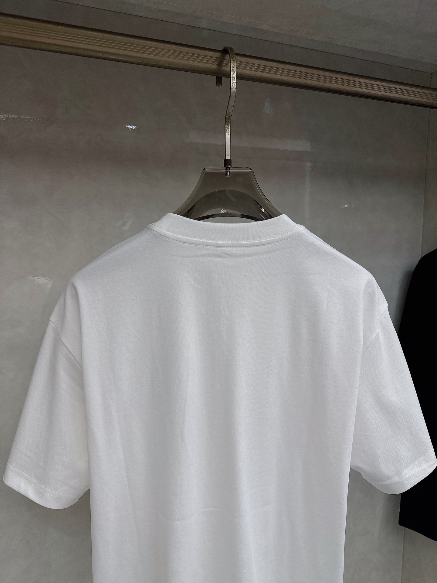 巴宝莉🔥🔥Ss春夏最新款数码短袖T恤，定制丝光棉面料，手感柔软，穿着舒适，做工精细.上身效果无敌帅气，码