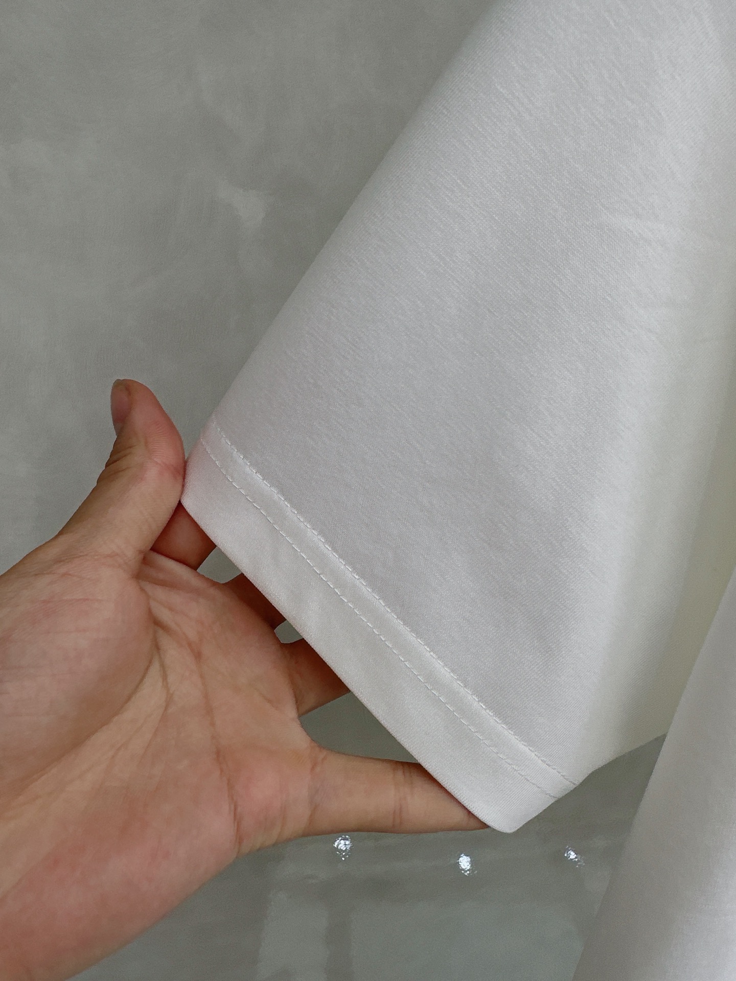 蒙口🔥🔥Ss春夏最新款数码短袖T恤，定制丝光棉面料，手感柔软，穿着舒适，做工精细.上身效果无敌帅气，码数