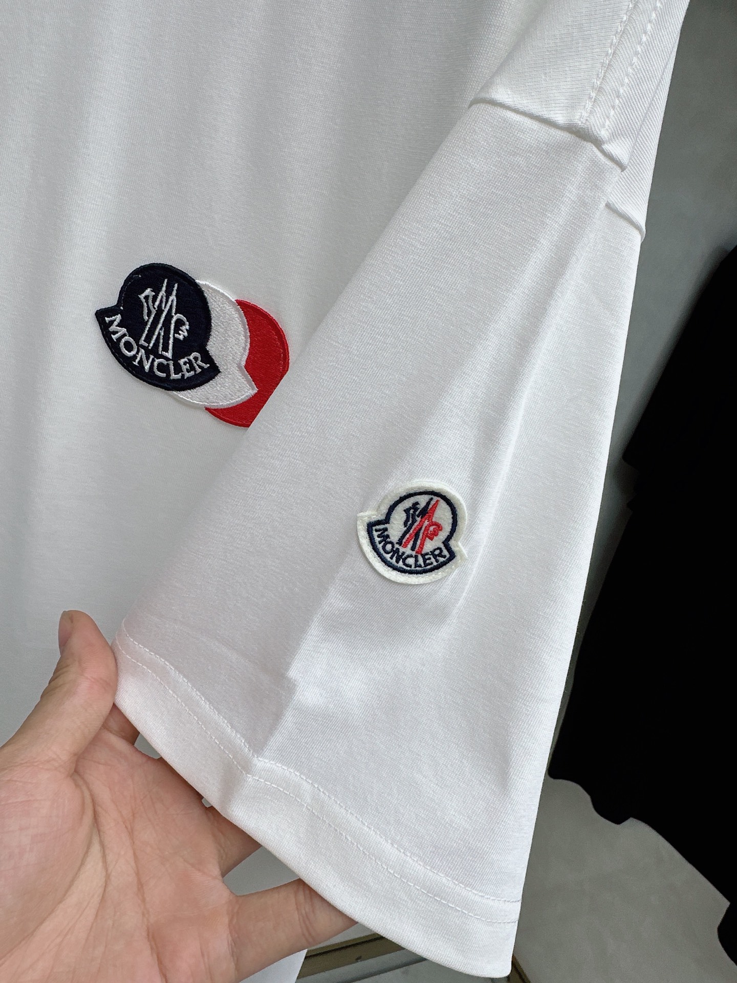 蒙口🔥🔥Ss春夏最新款数码短袖T恤，定制丝光棉面料，手感柔软，穿着舒适，做工精细.上身效果无敌帅气，码数